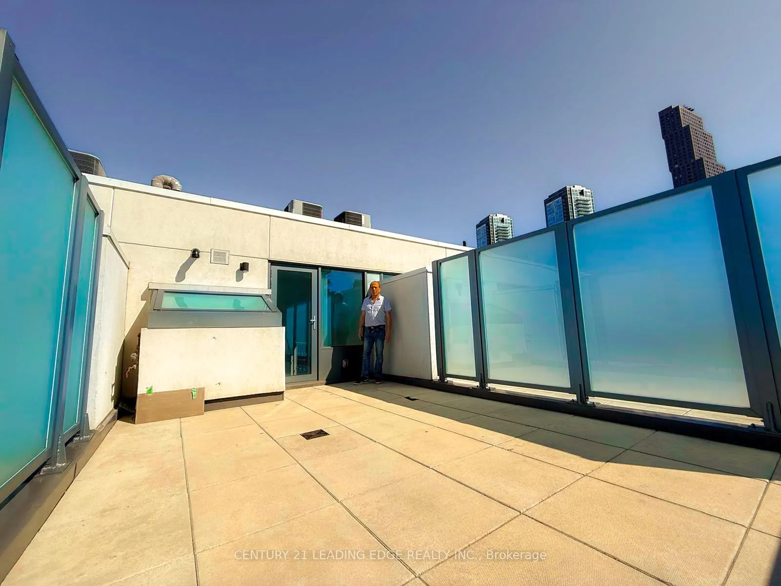 1050 Portage Parkway, #39