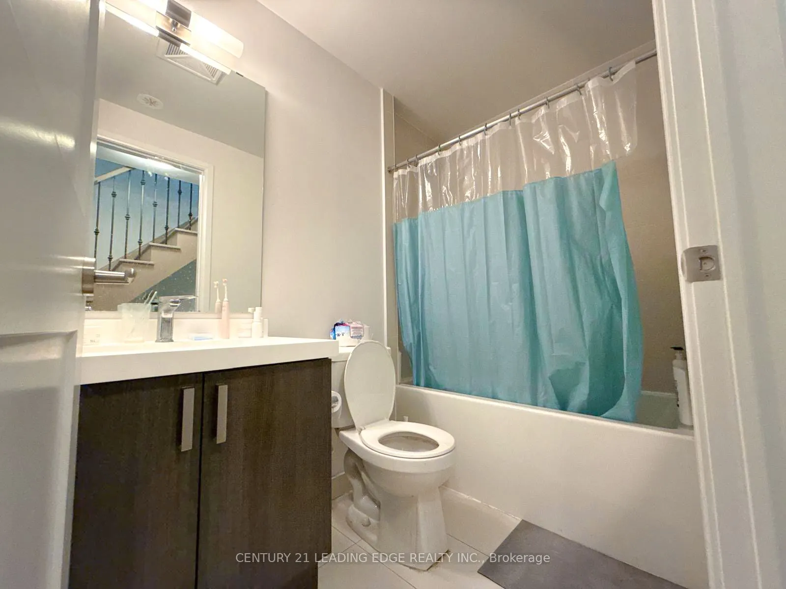 1050 Portage Parkway, #39