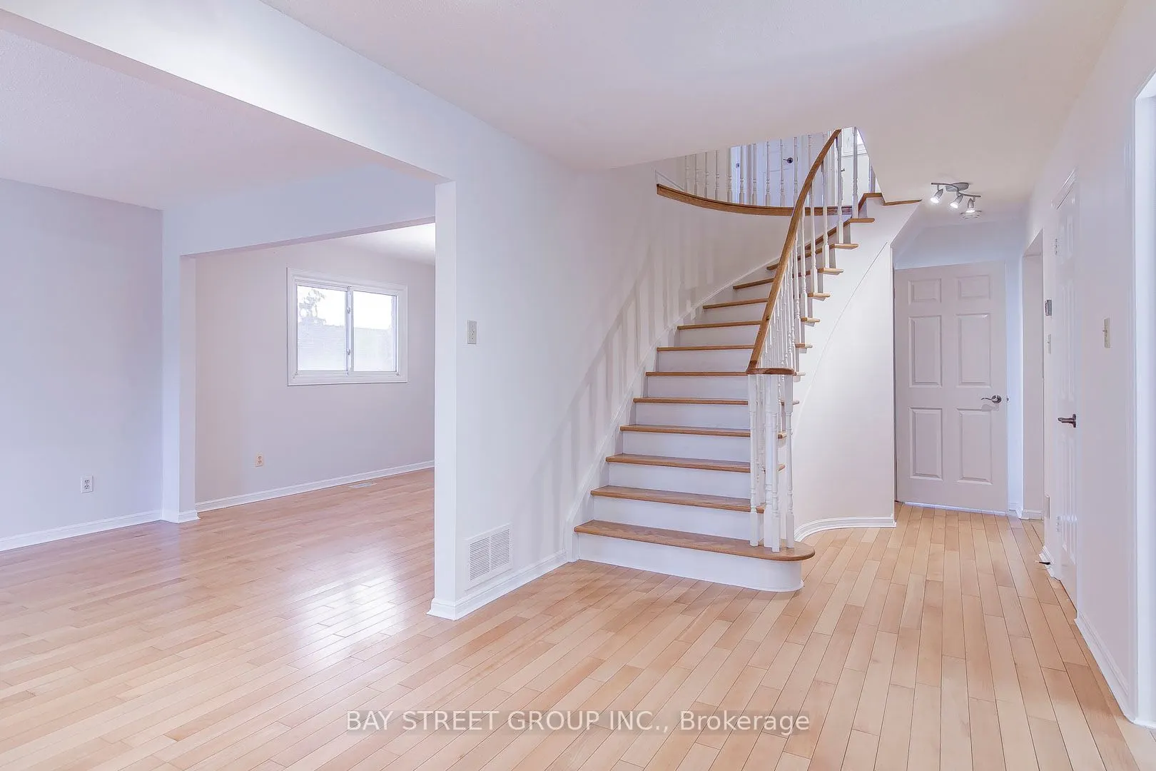 300 Fincham Avenue