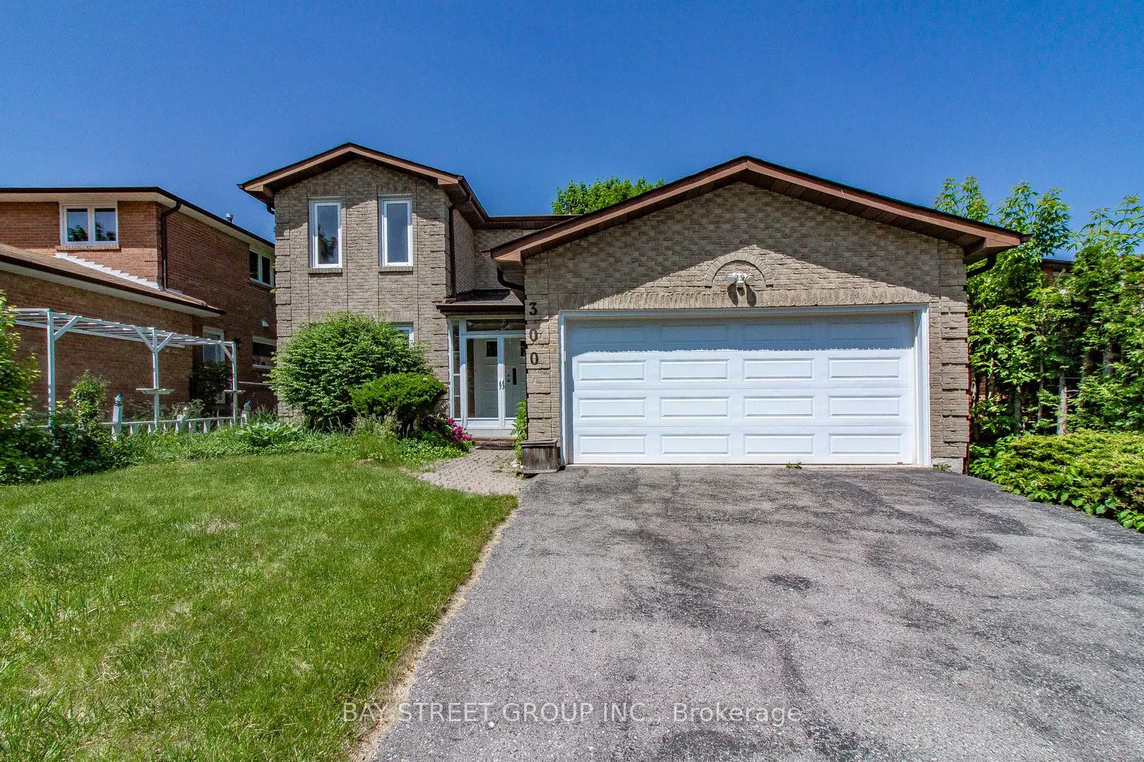 300 Fincham Avenue