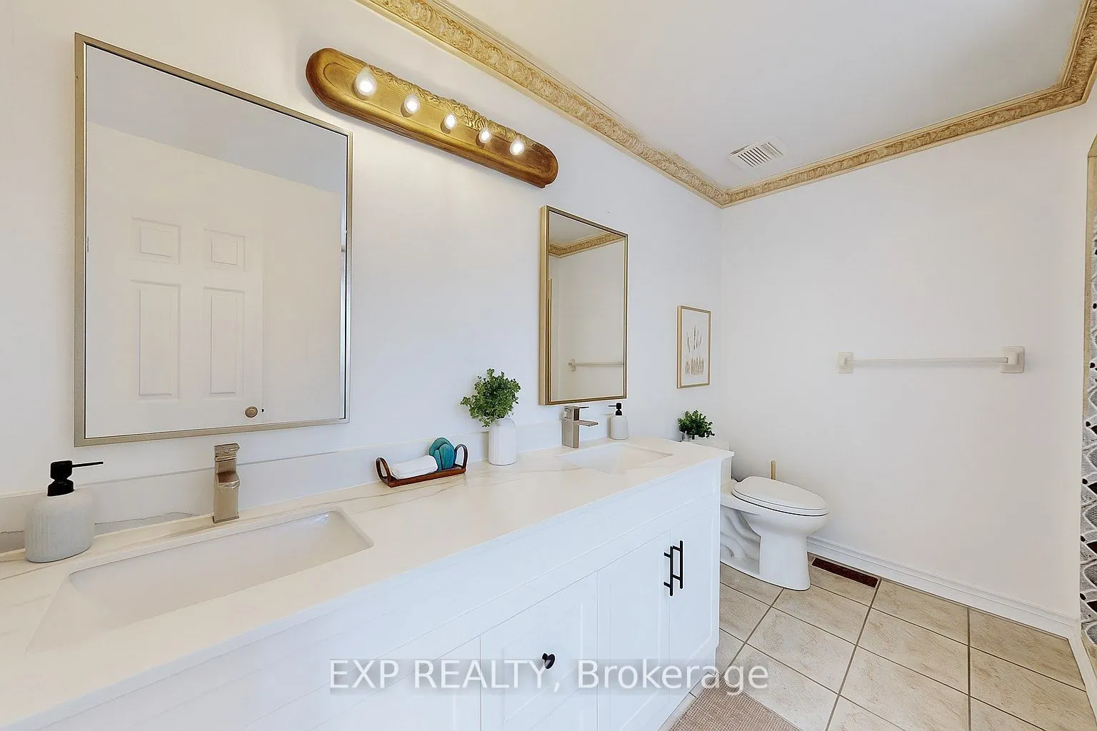 19 La Rocca Avenue
