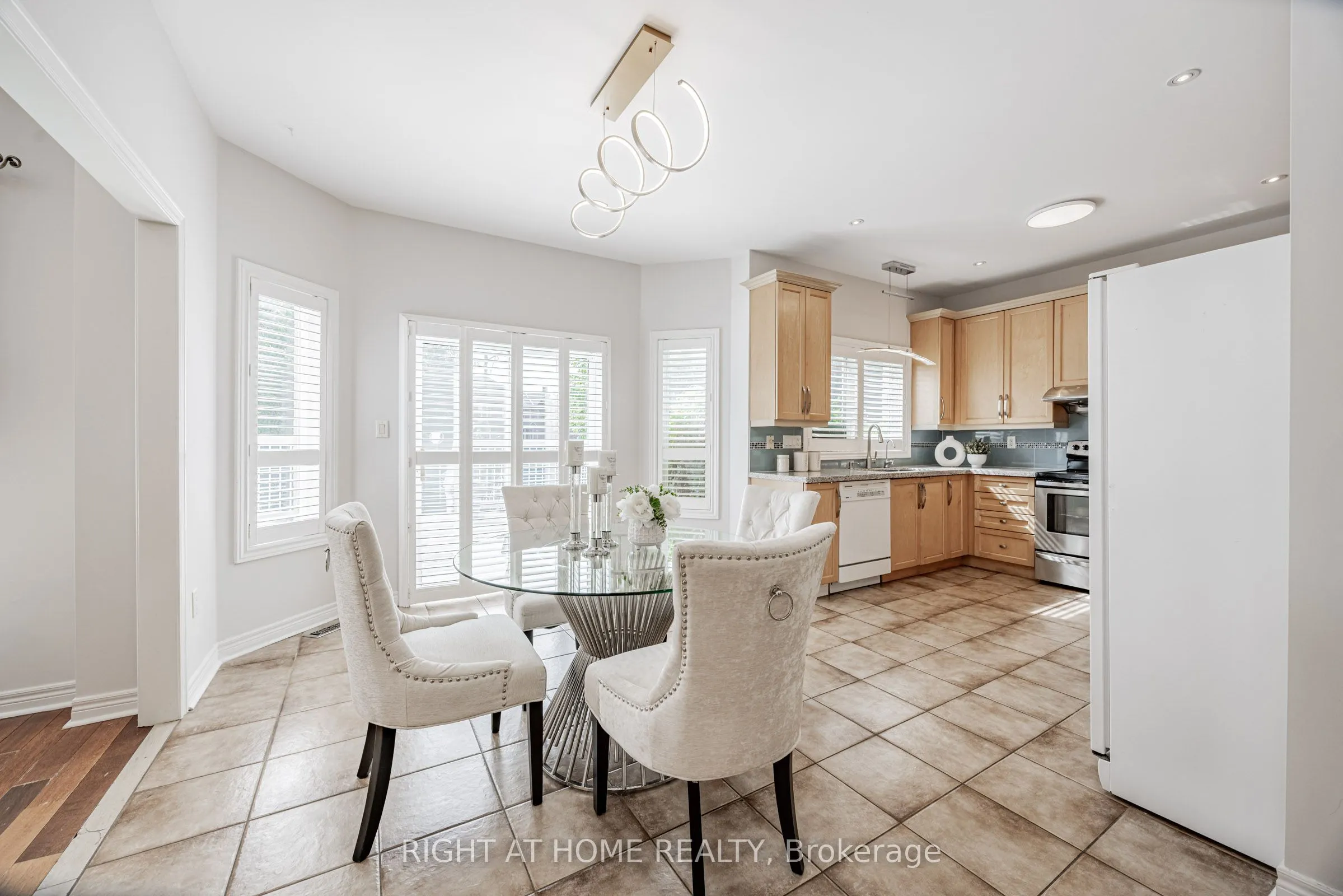 122 Annina Crescent