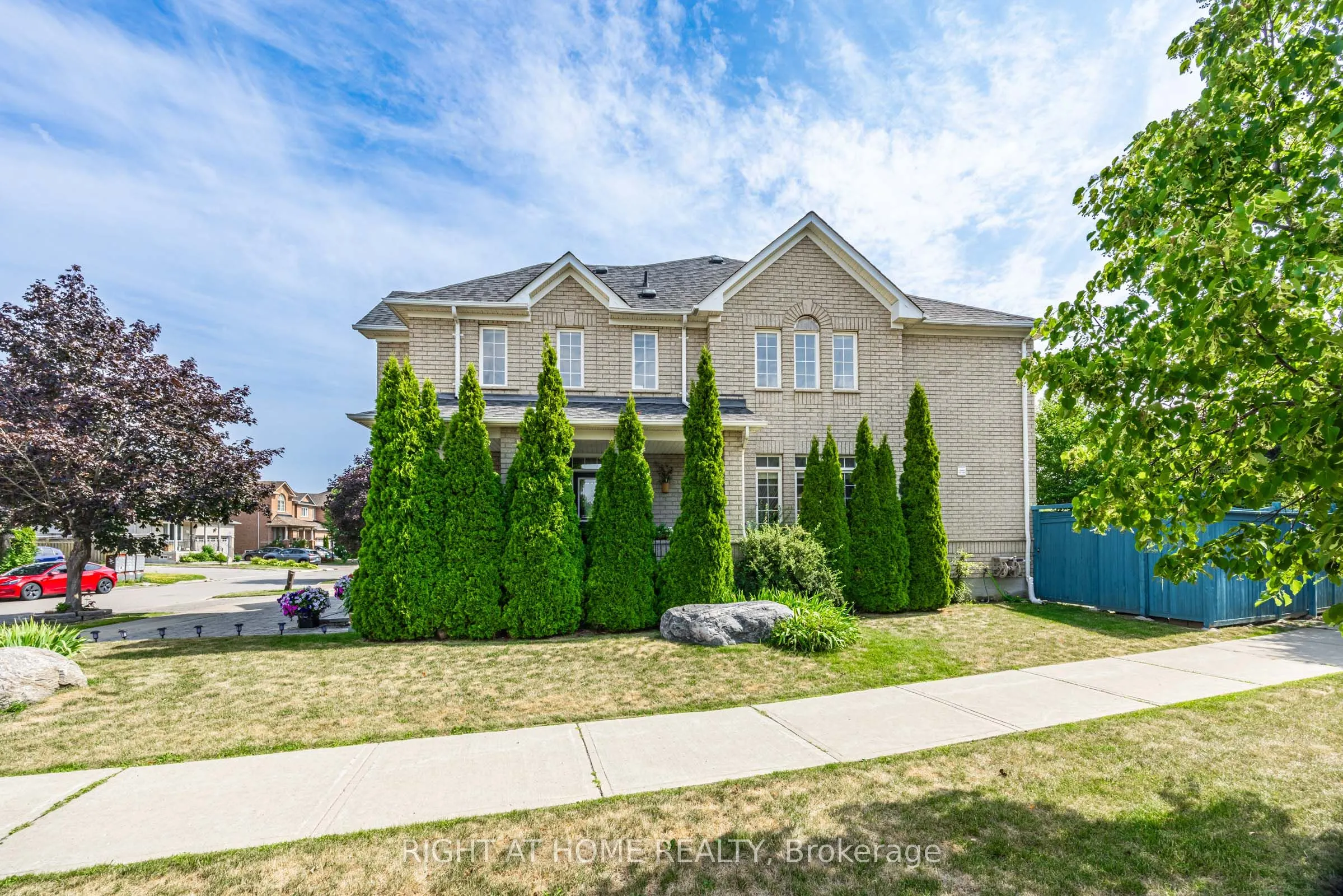 122 Annina Crescent