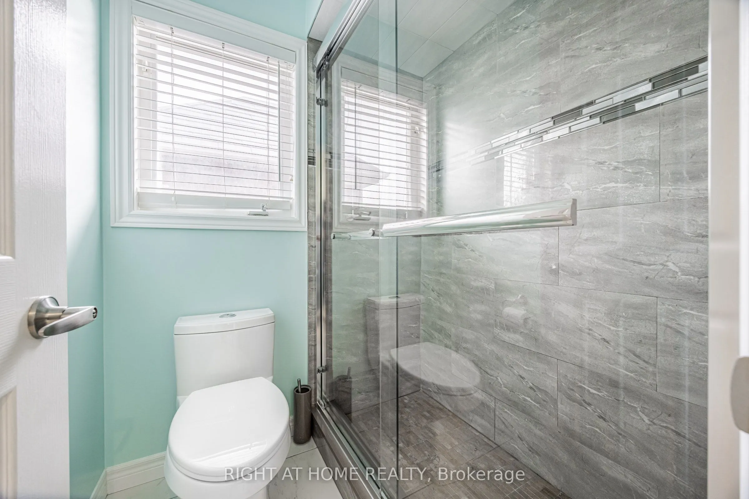 122 Annina Crescent