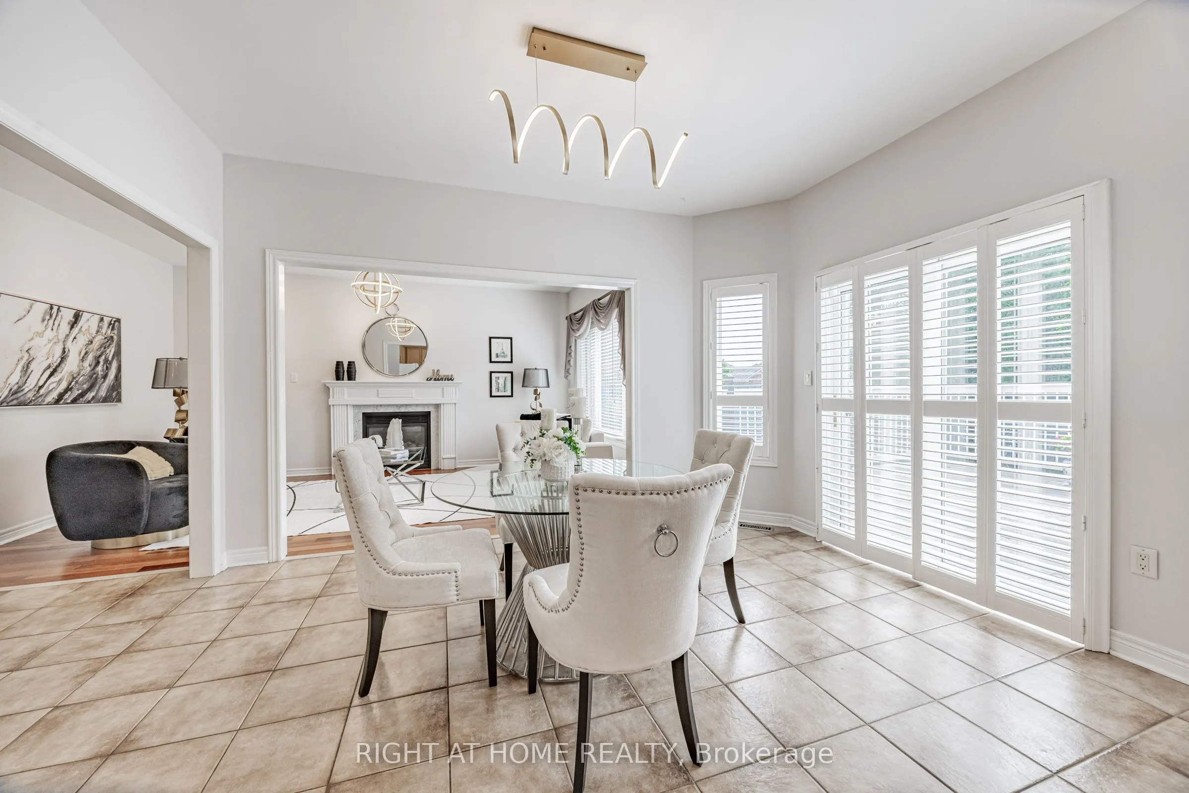 122 Annina Crescent