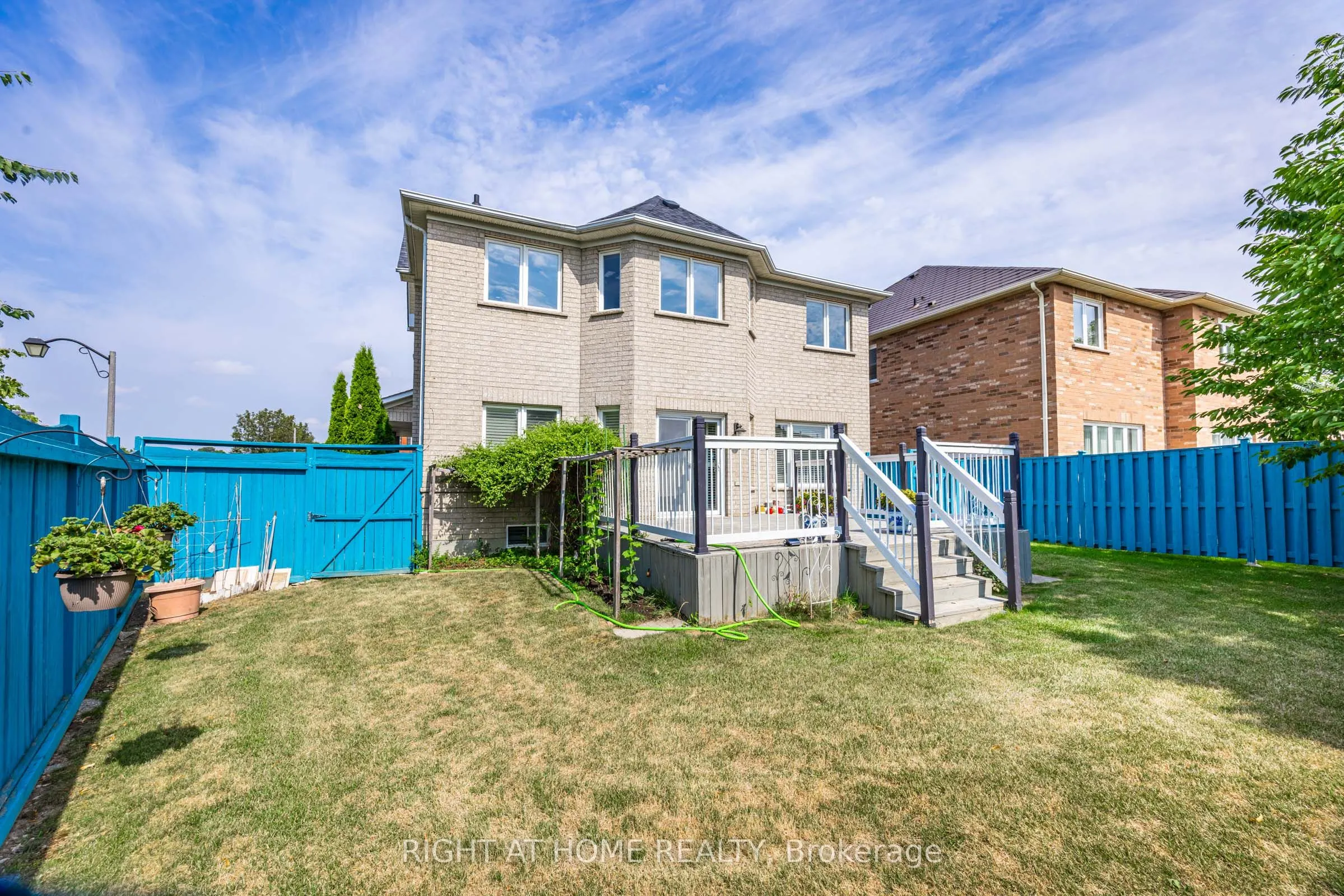122 Annina Crescent