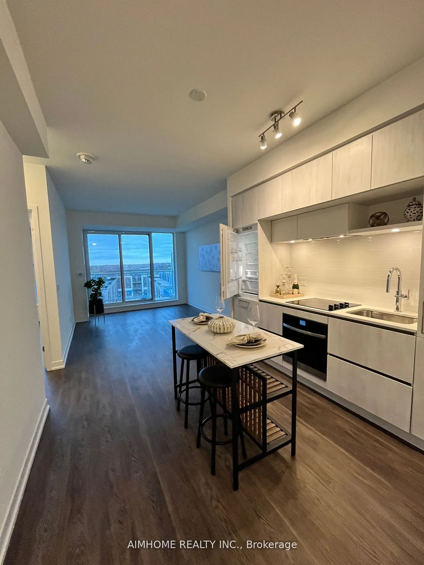 2 David Eyer Road, #621