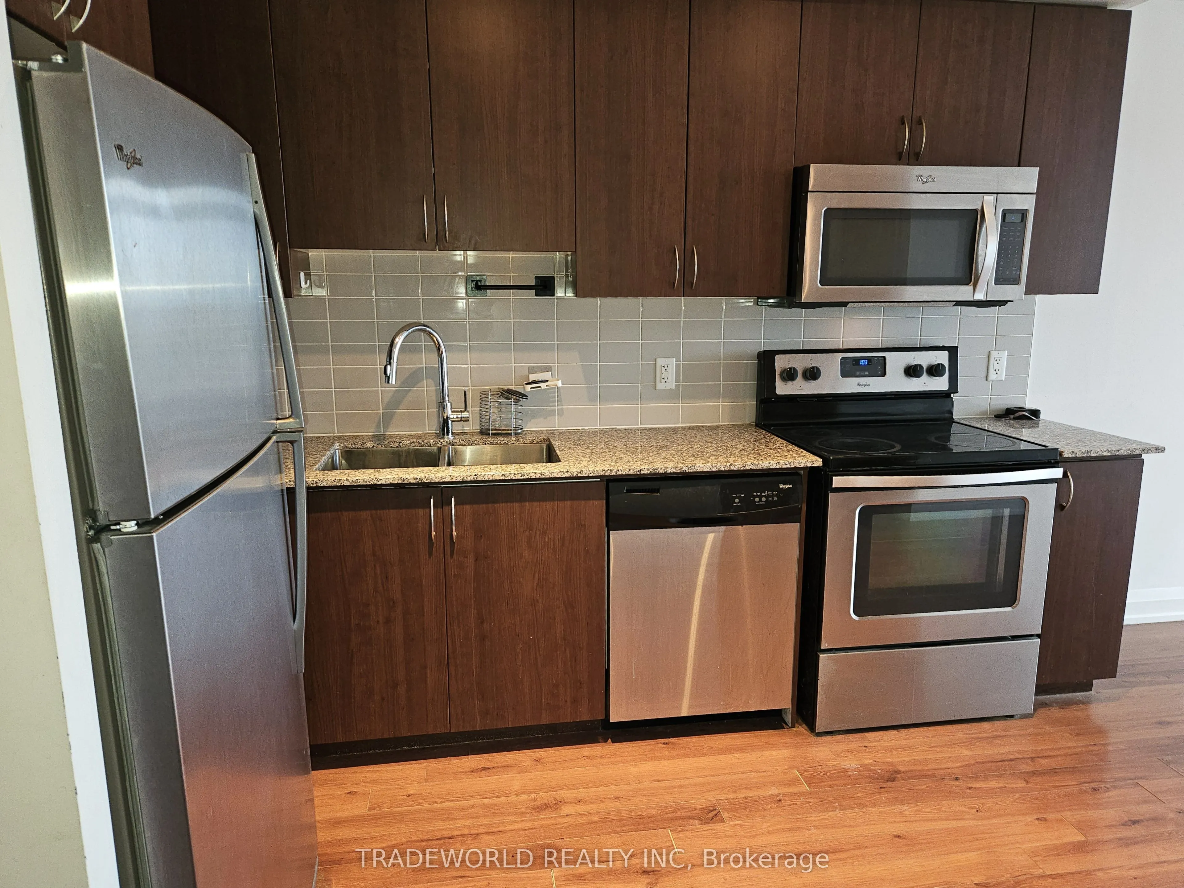 370 Highway 7 E, #1009