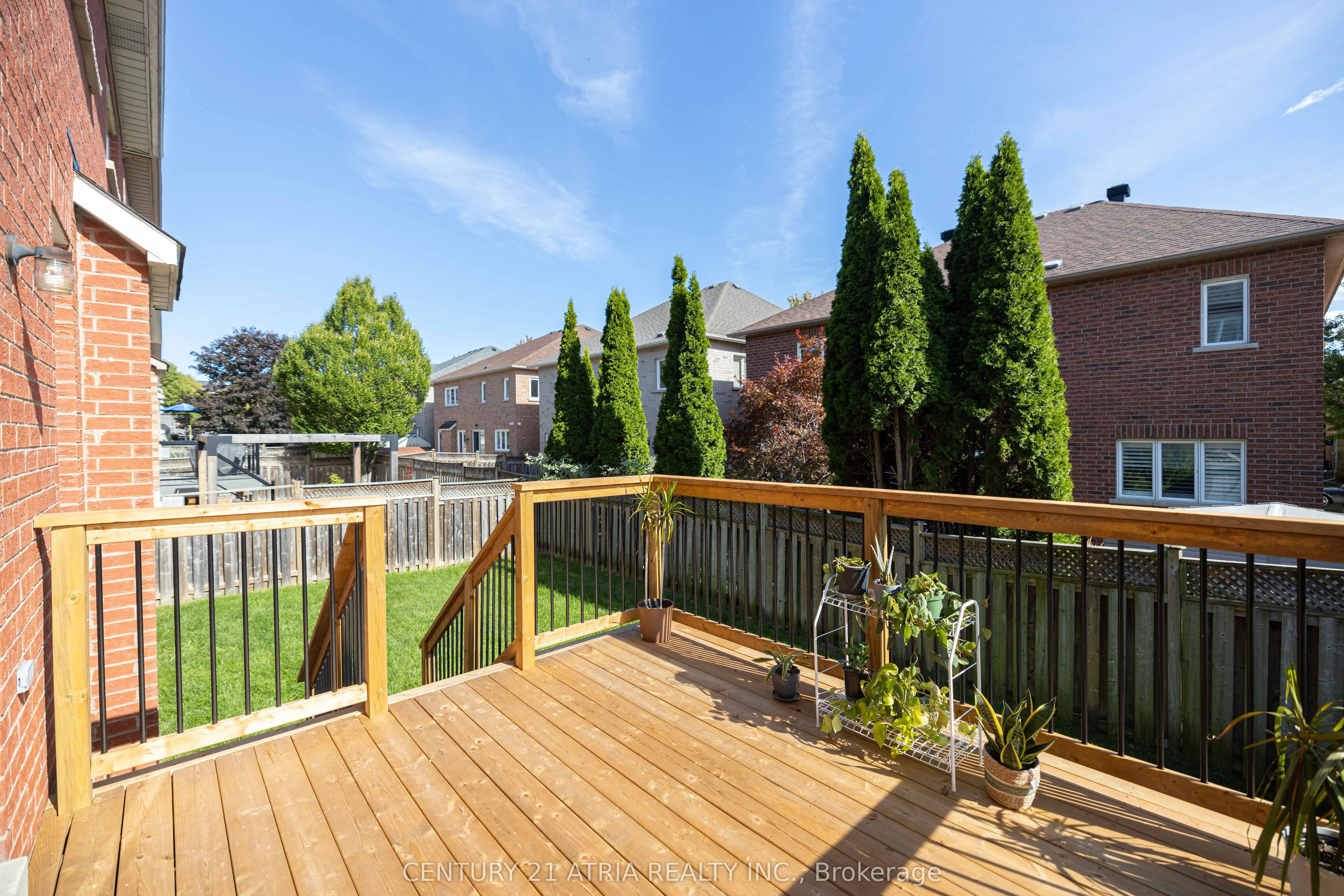 82 Adastra Crescent