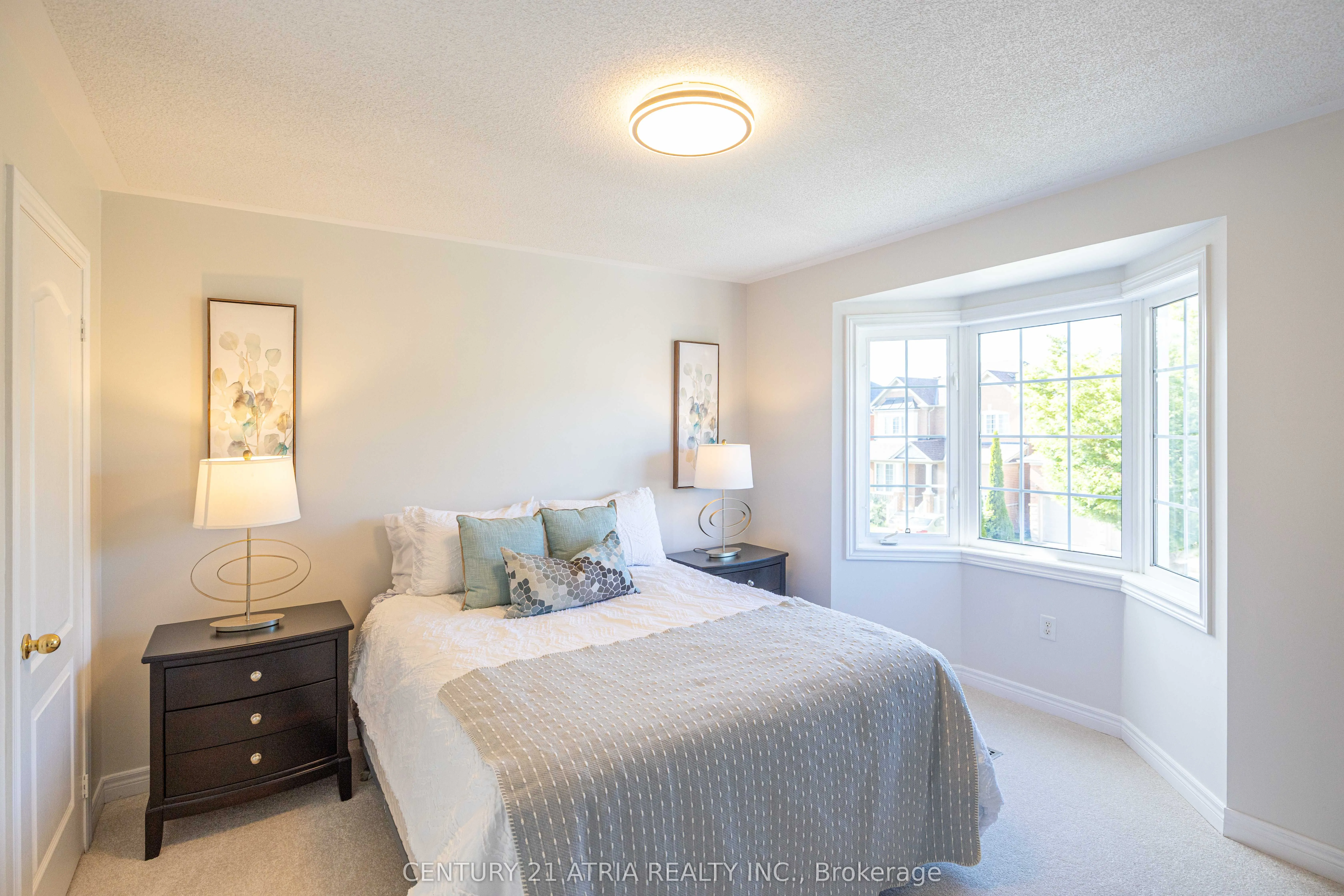 82 Adastra Crescent