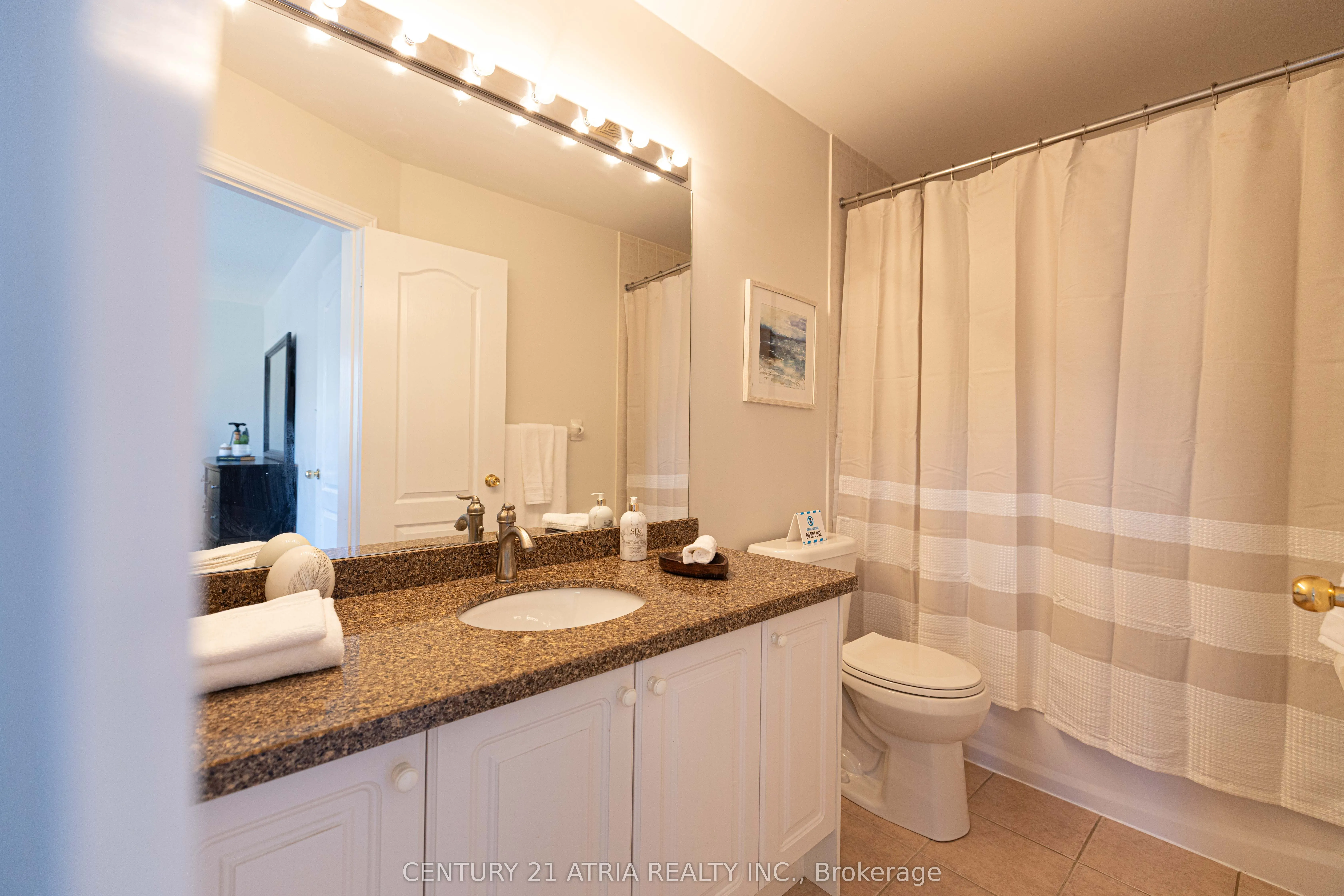 82 Adastra Crescent