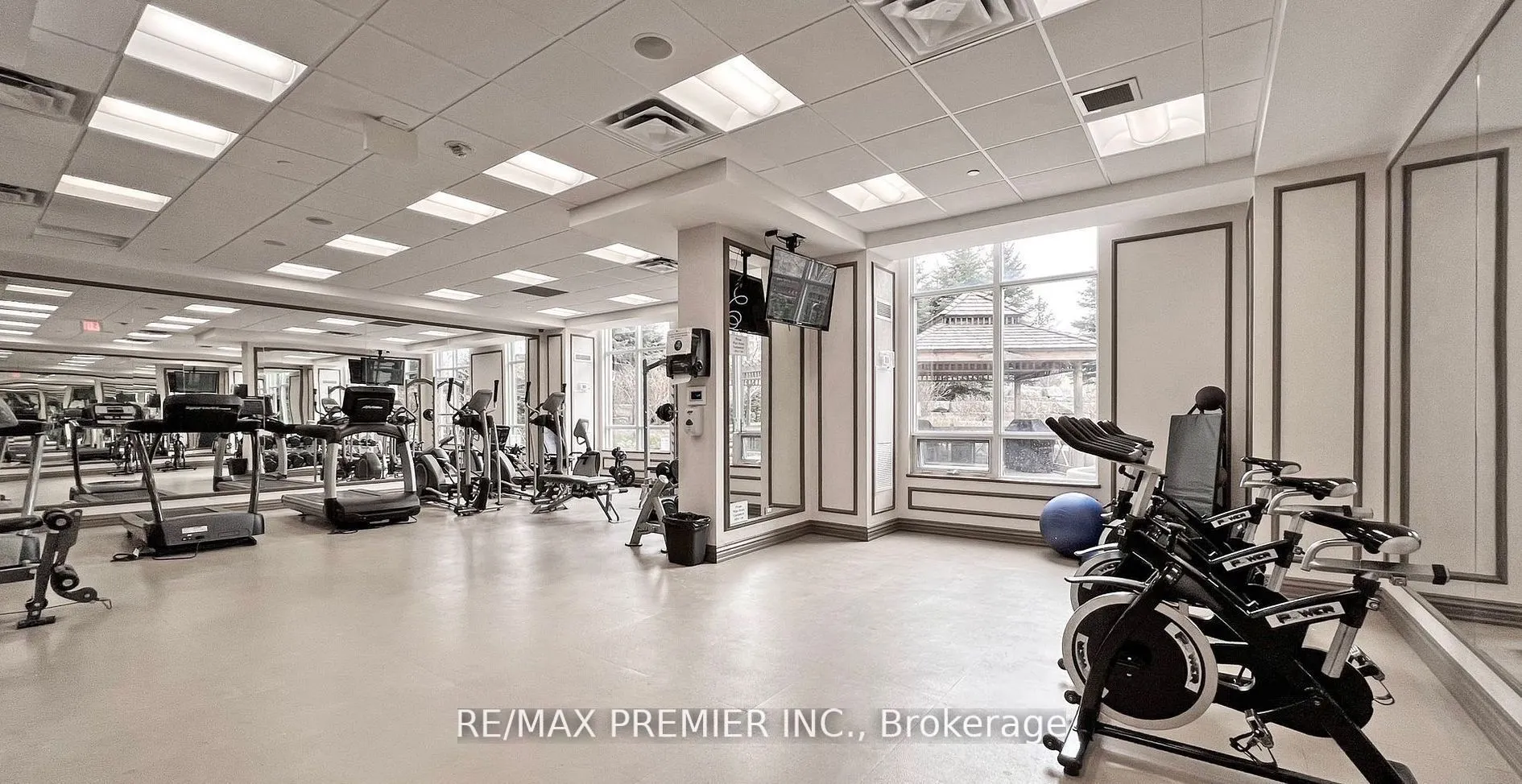 9245 Jane Street, #1010