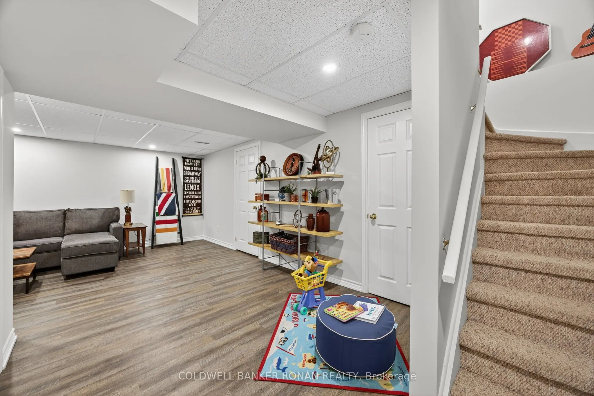 87 Gray Avenue