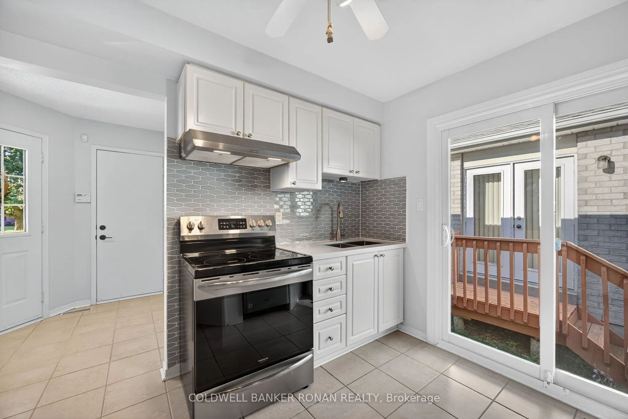 87 Gray Avenue