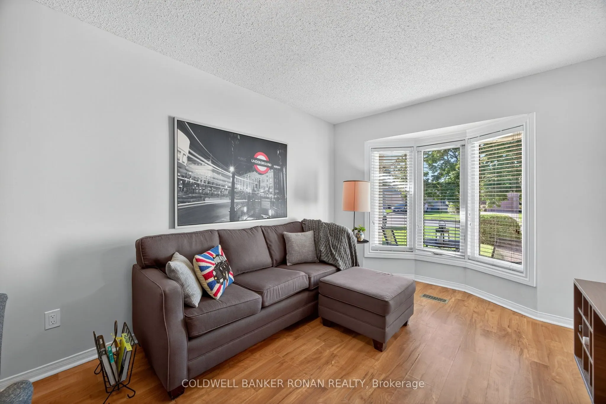 87 Gray Avenue