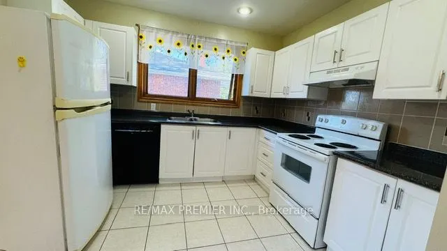 60 Maralim Road, #Main