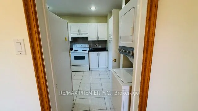60 Maralim Road, #Main
