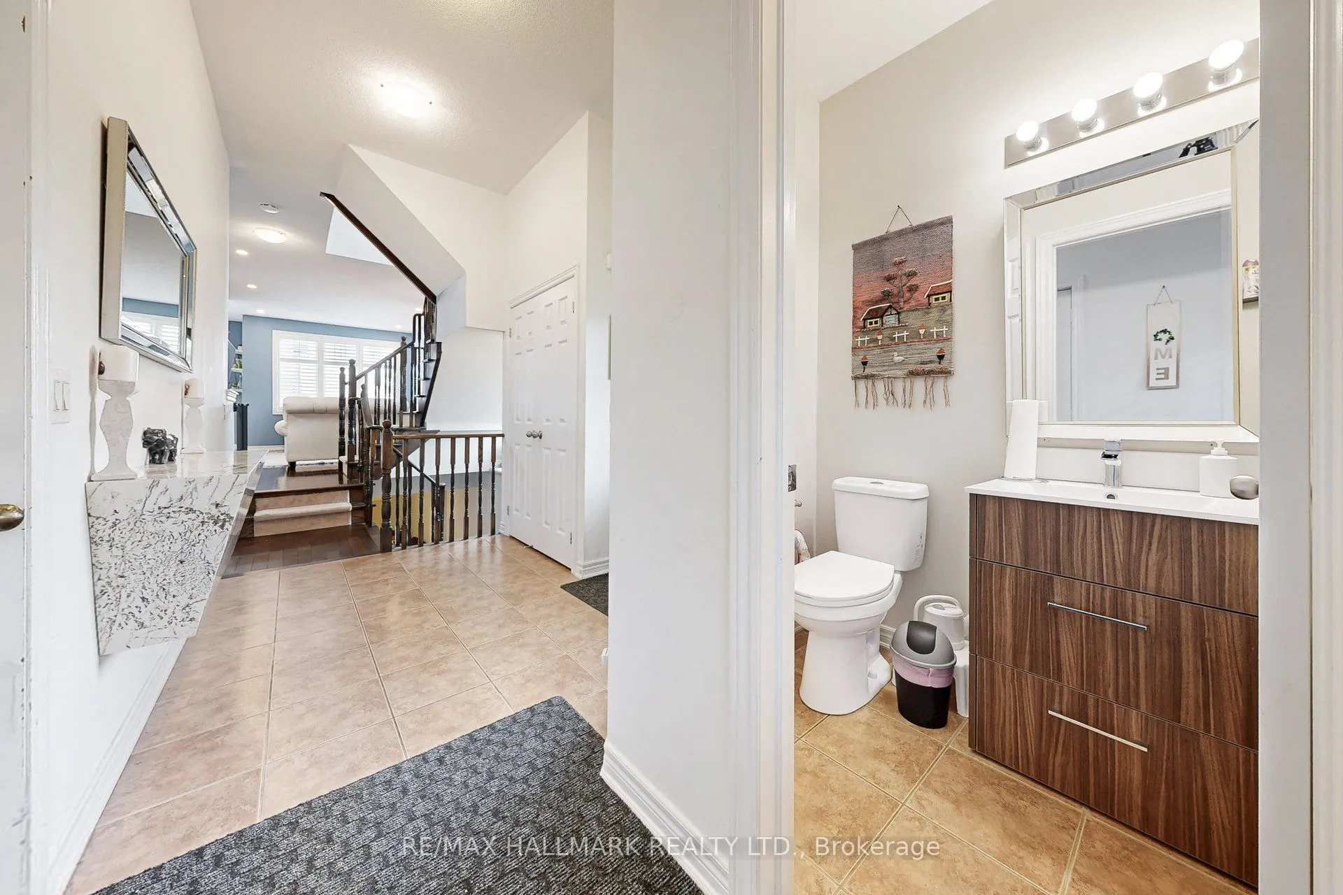 81 Thatcher Crescent