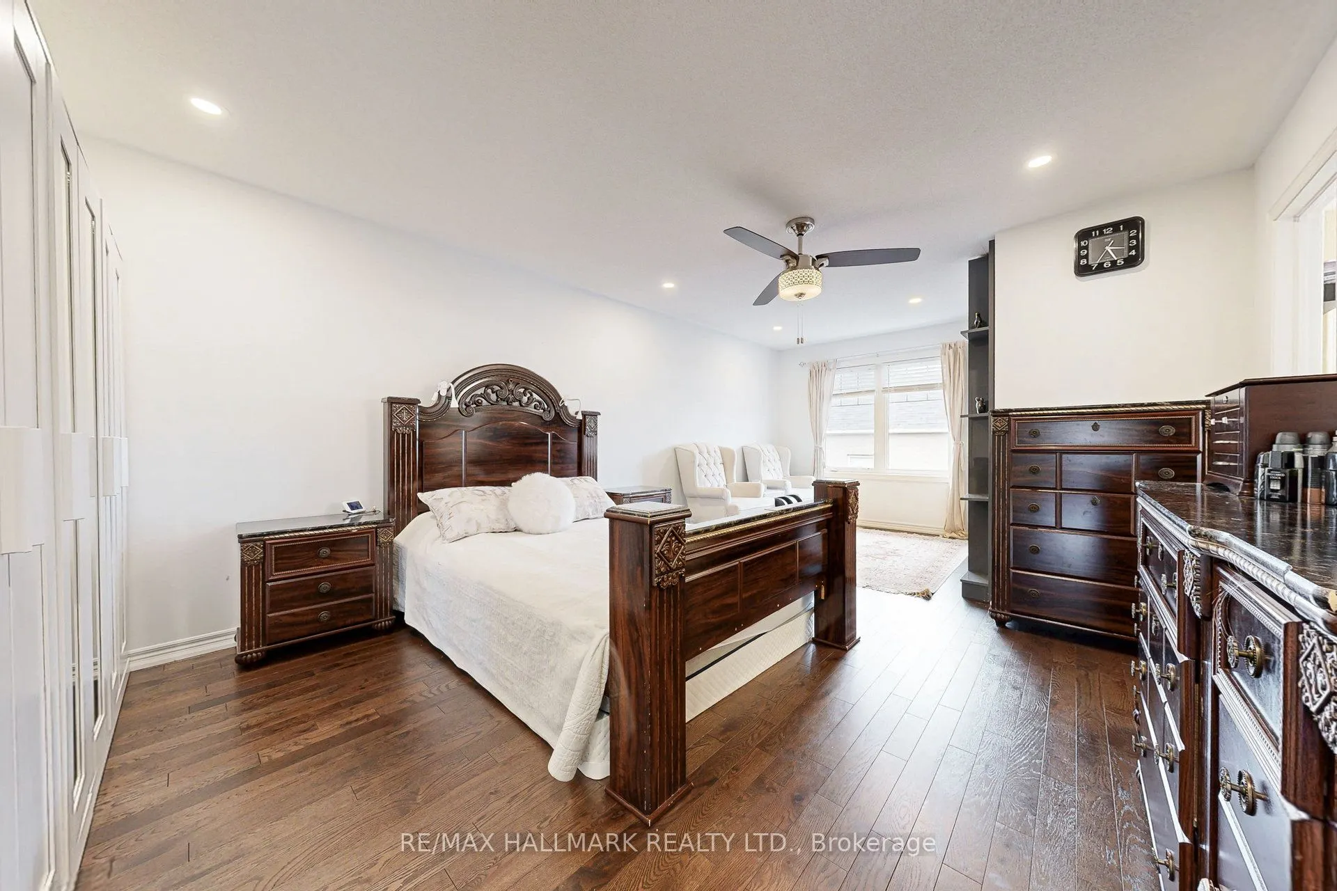 81 Thatcher Crescent