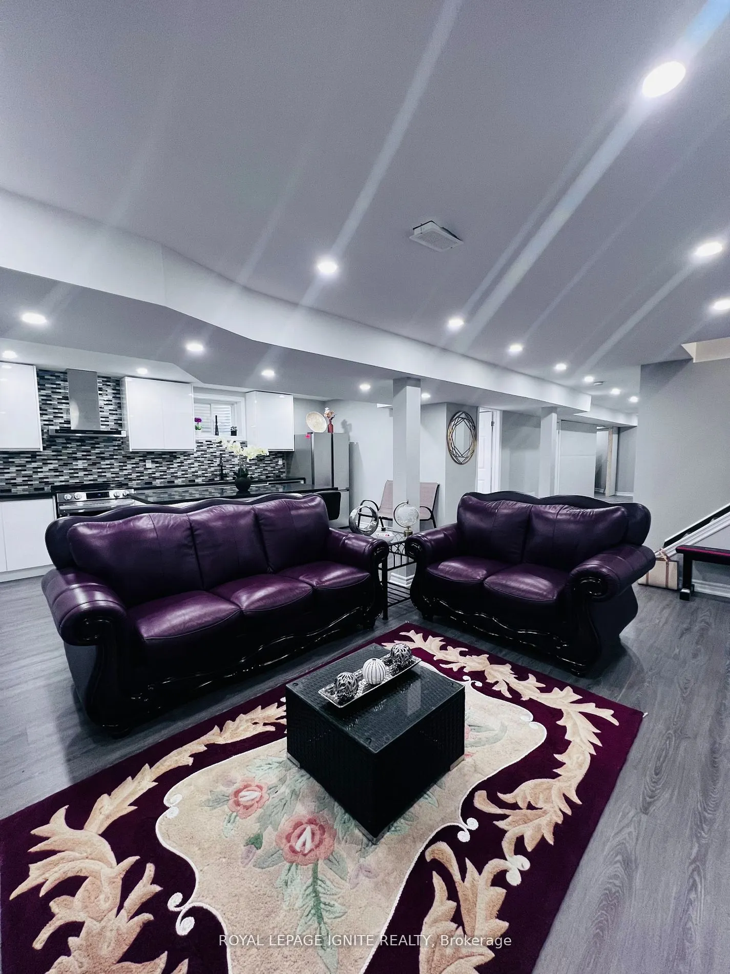 692 Hammersly Boulevard, #Bsmnt