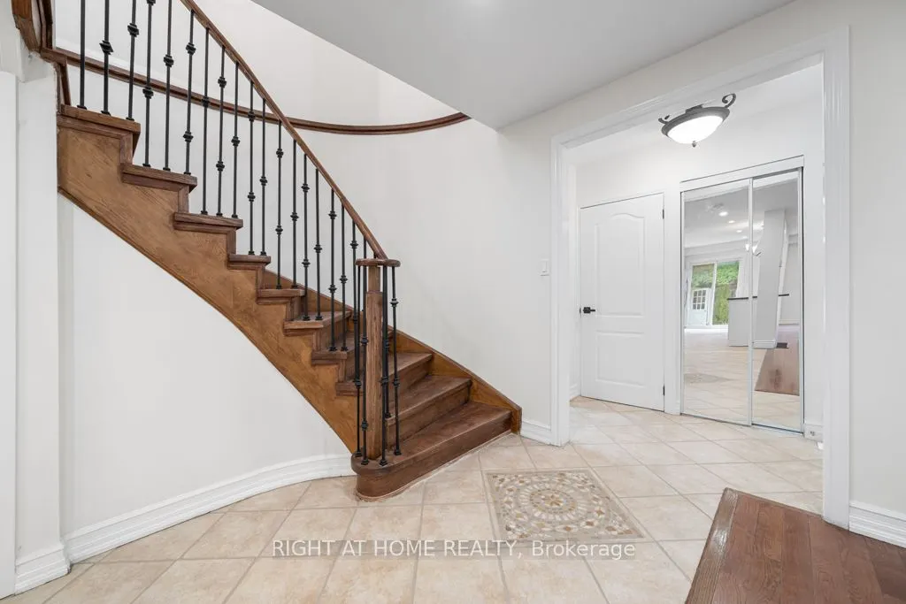 173 Kersey Crescent