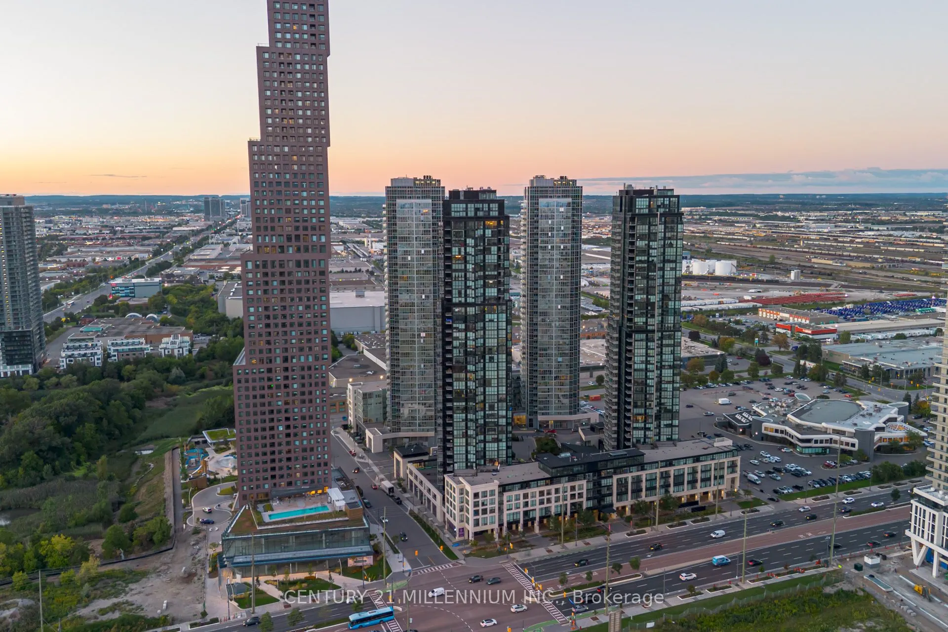 2910 Highway 7 Road, #1704