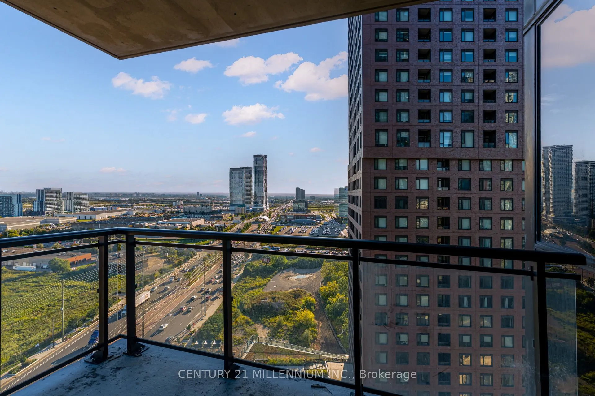 2910 Highway 7 Road, #1704