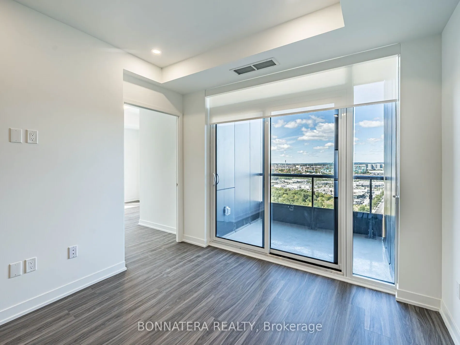 498 Caldari Road, #2424