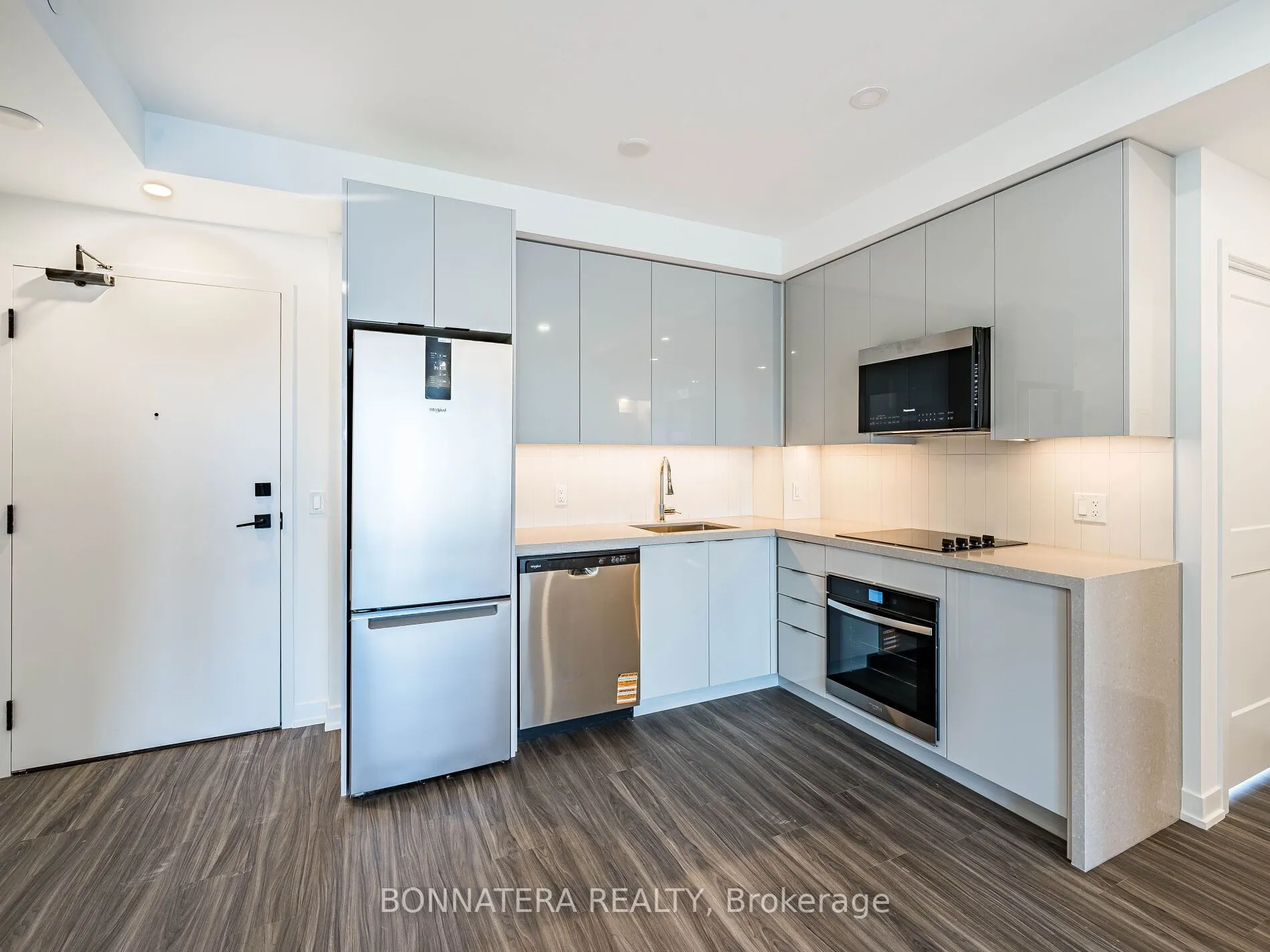 498 Caldari Road, #2424