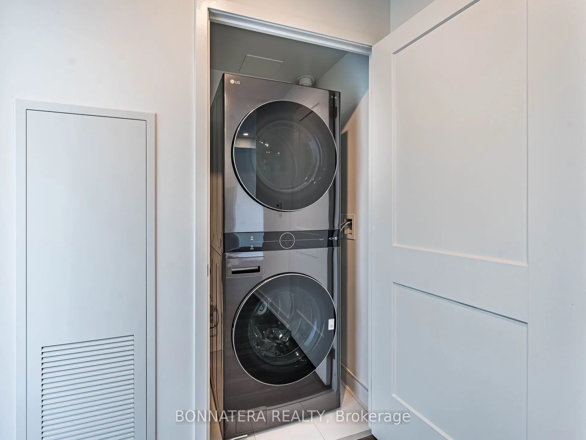 498 Caldari Road, #2424