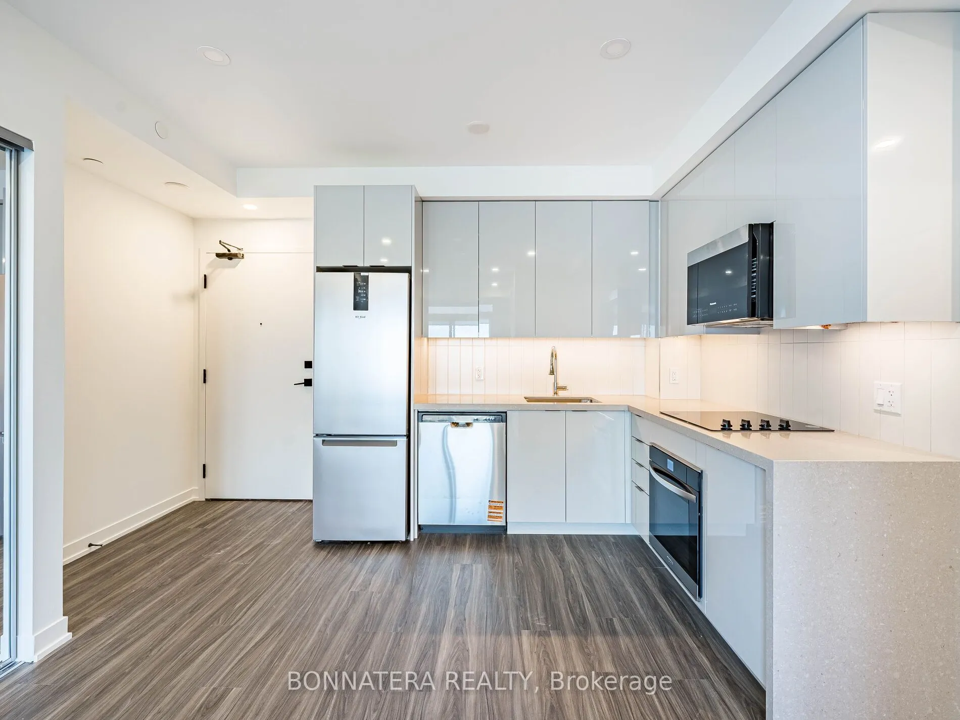 498 Caldari Road, #2424