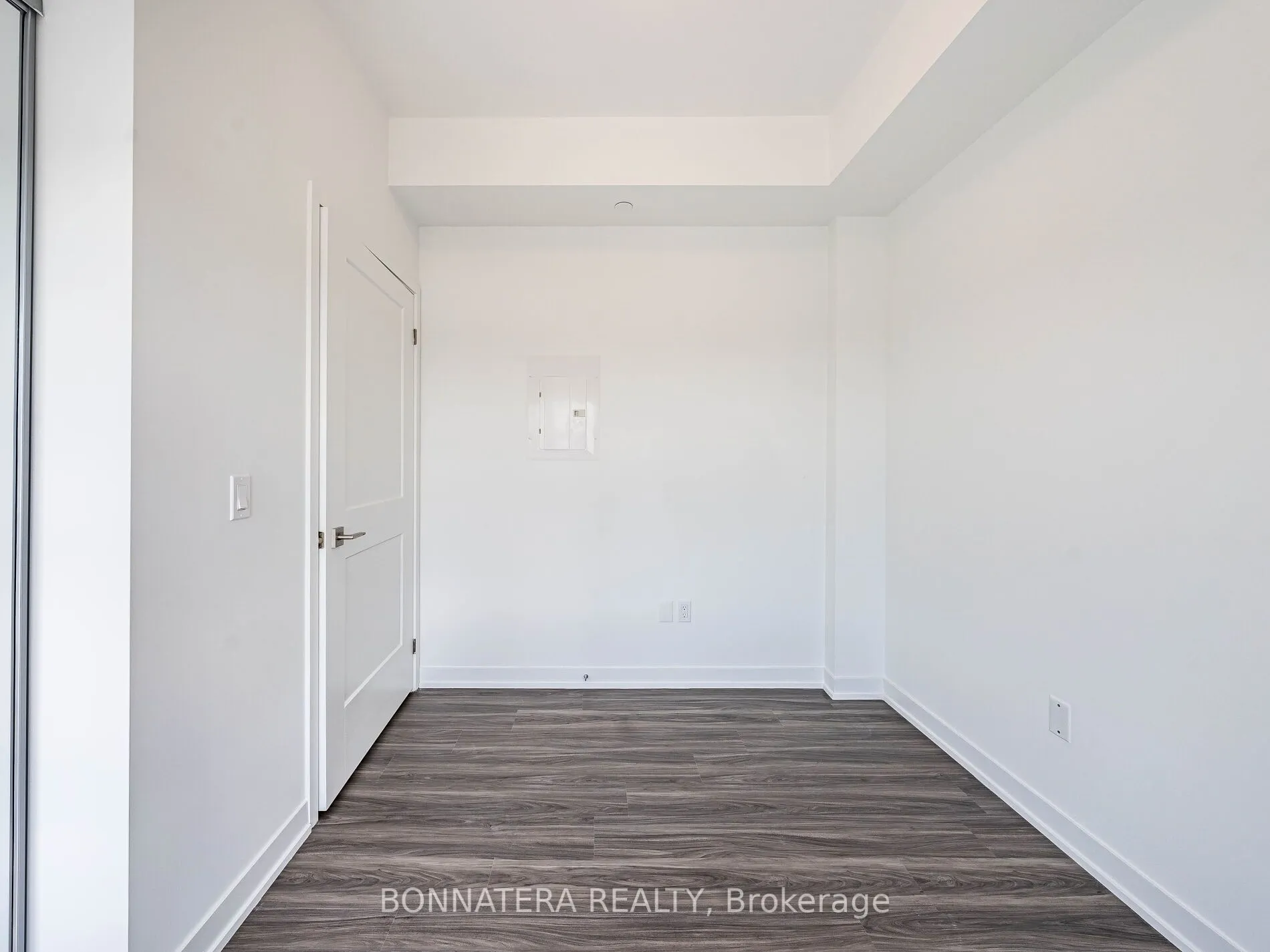498 Caldari Road, #2424
