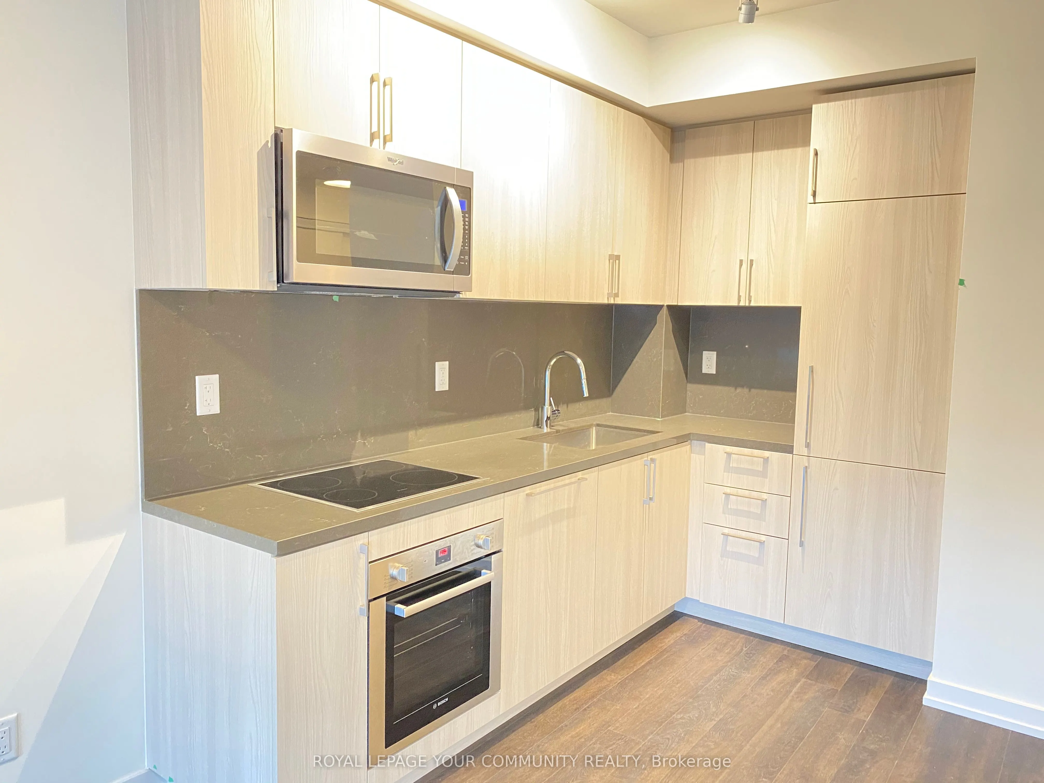 1 Grandview Avenue, #1015