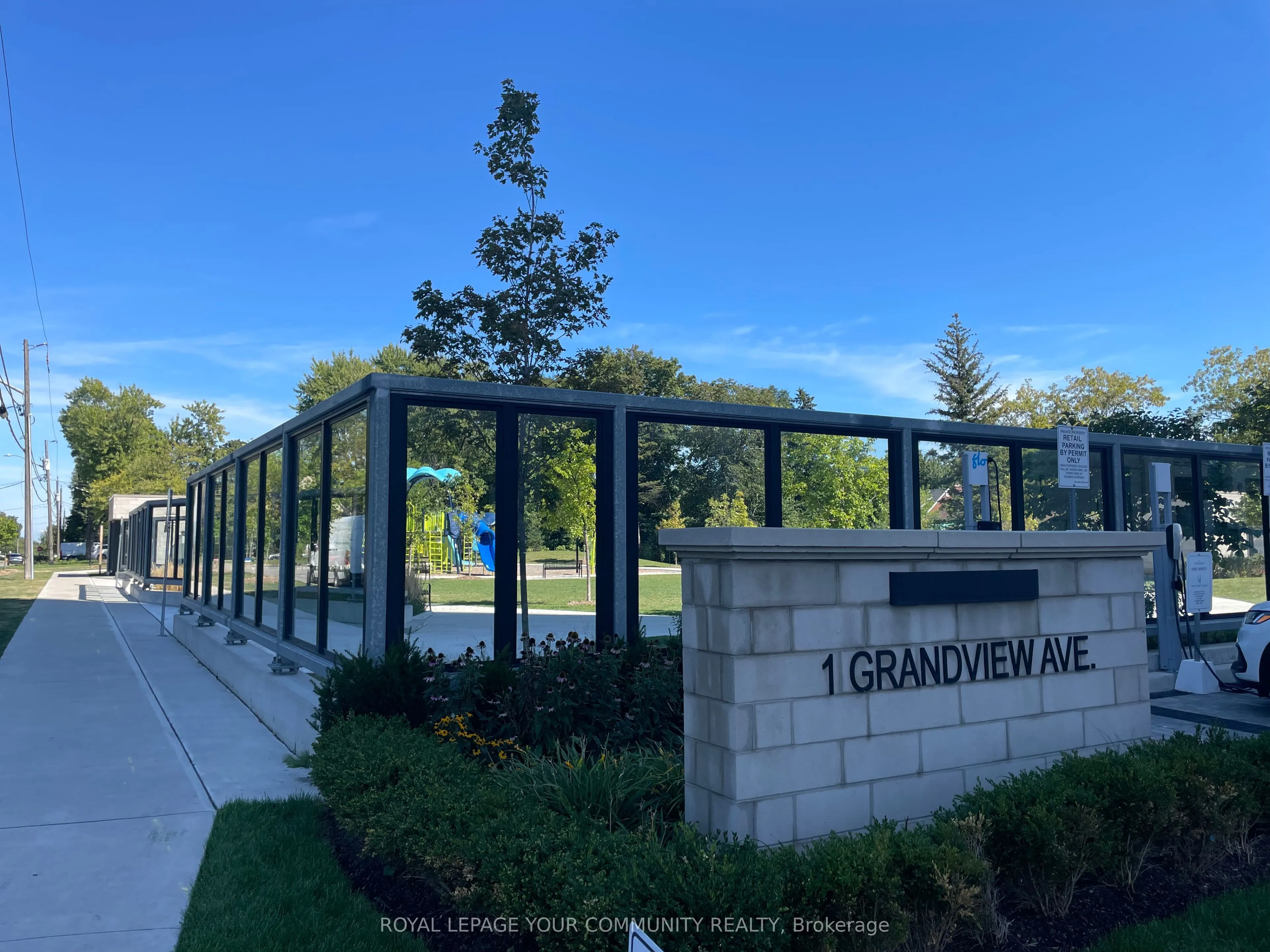 1 Grandview Avenue, #1015