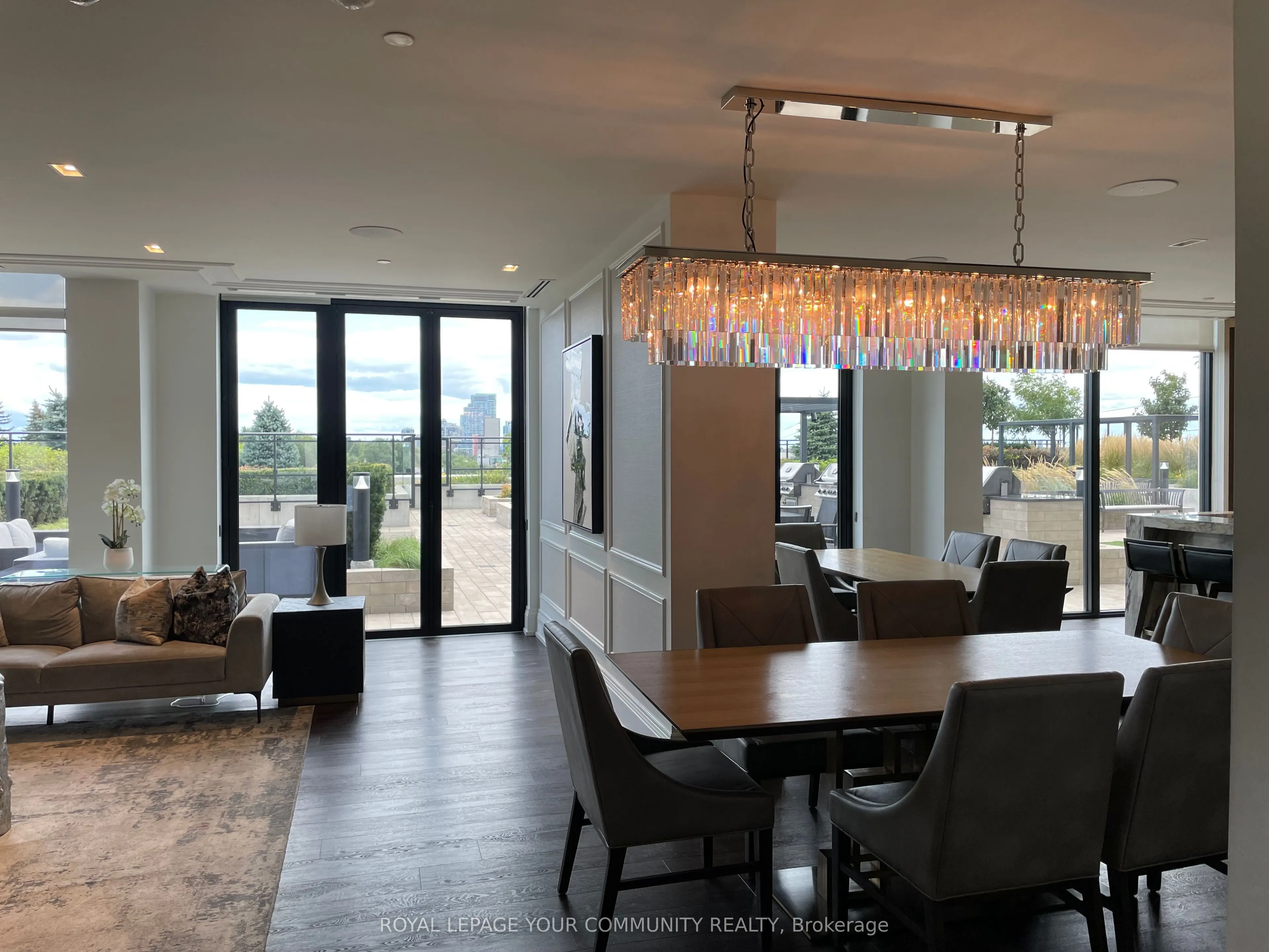 1 Grandview Avenue, #1015