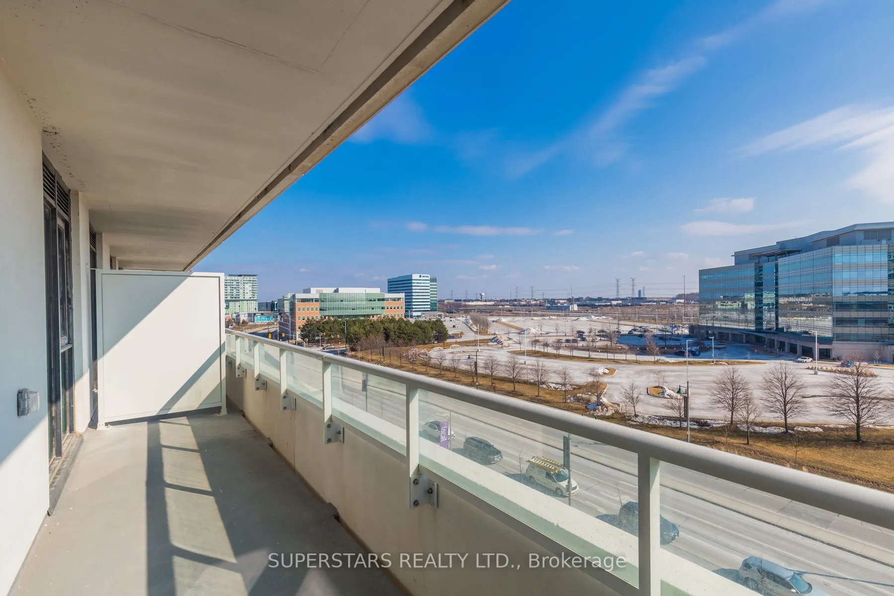 10 Rouge Valley Drive W, #614A