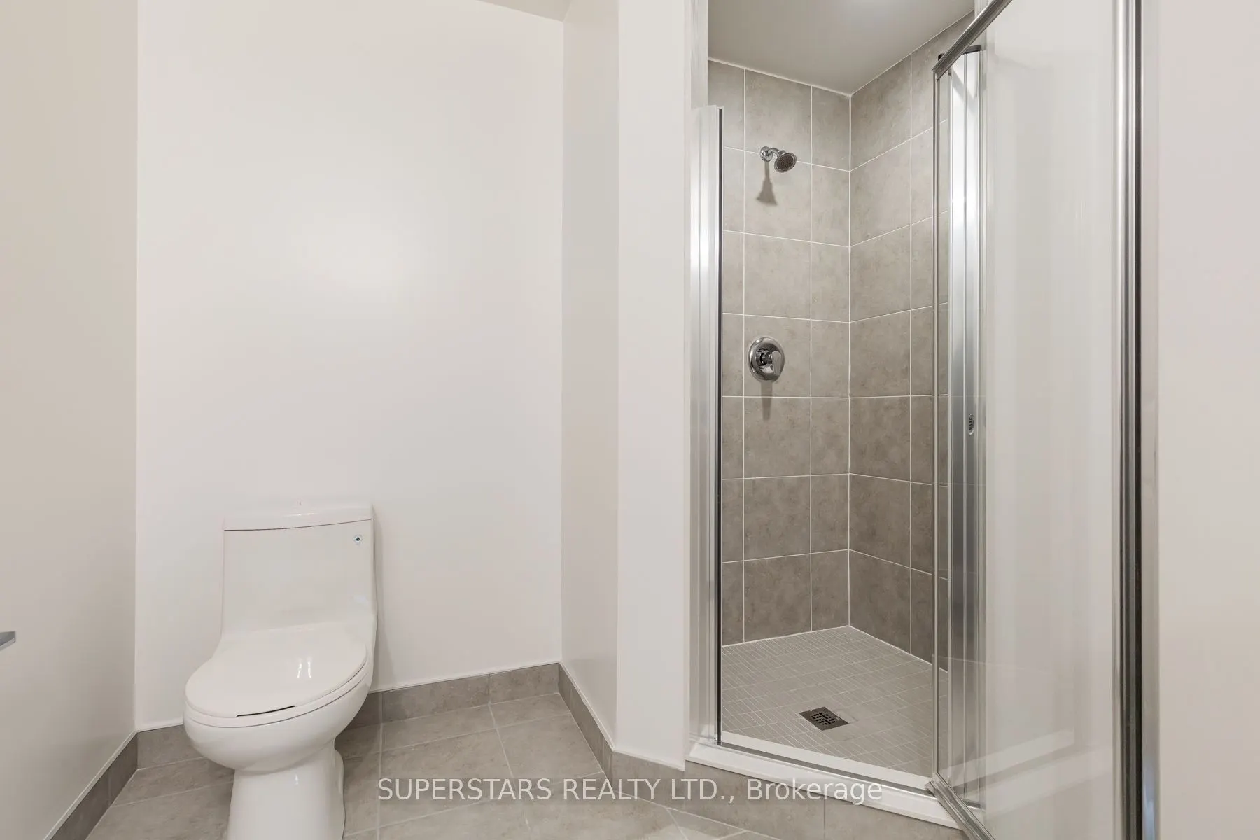 10 Rouge Valley Drive W, #614A