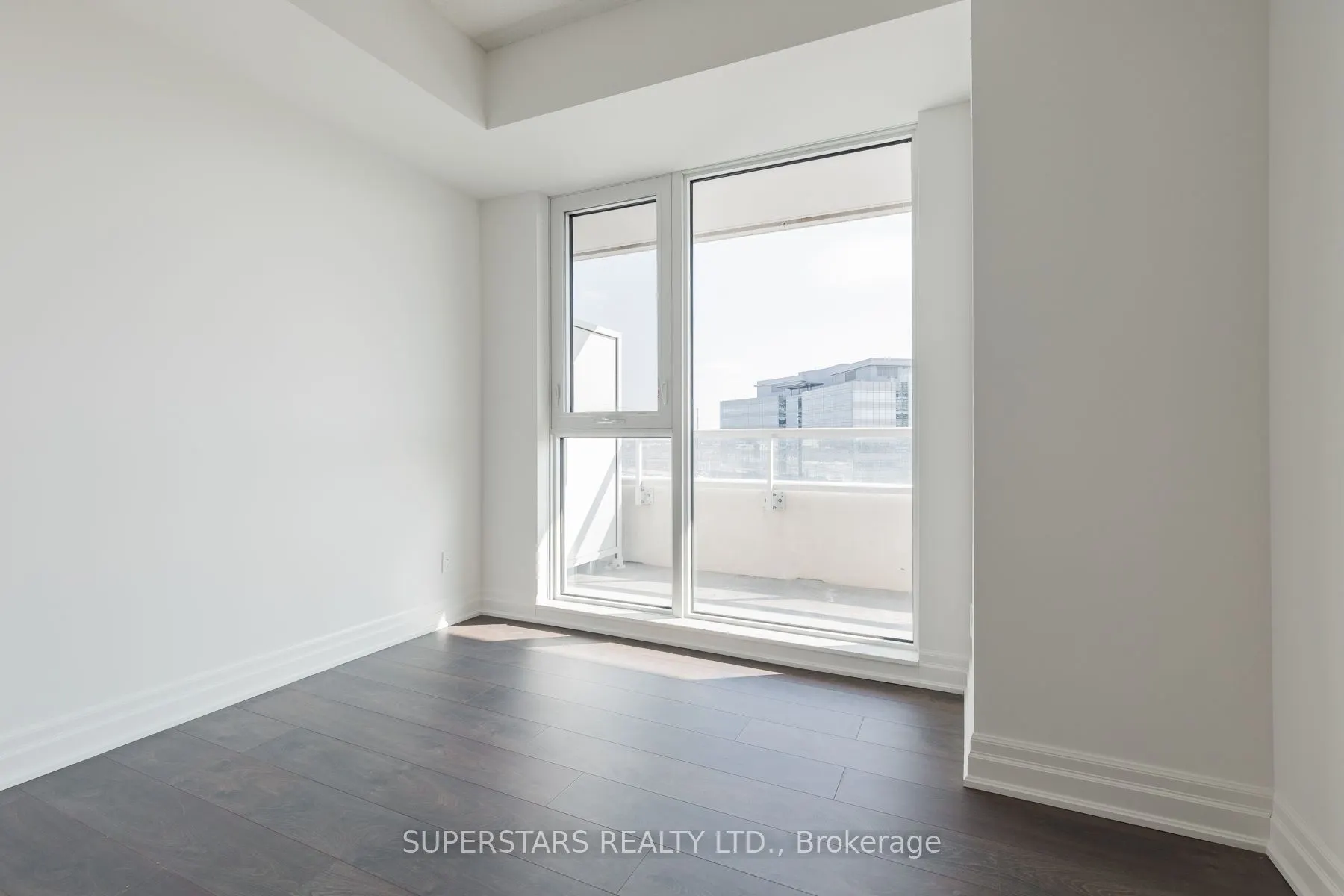 10 Rouge Valley Drive W, #614A