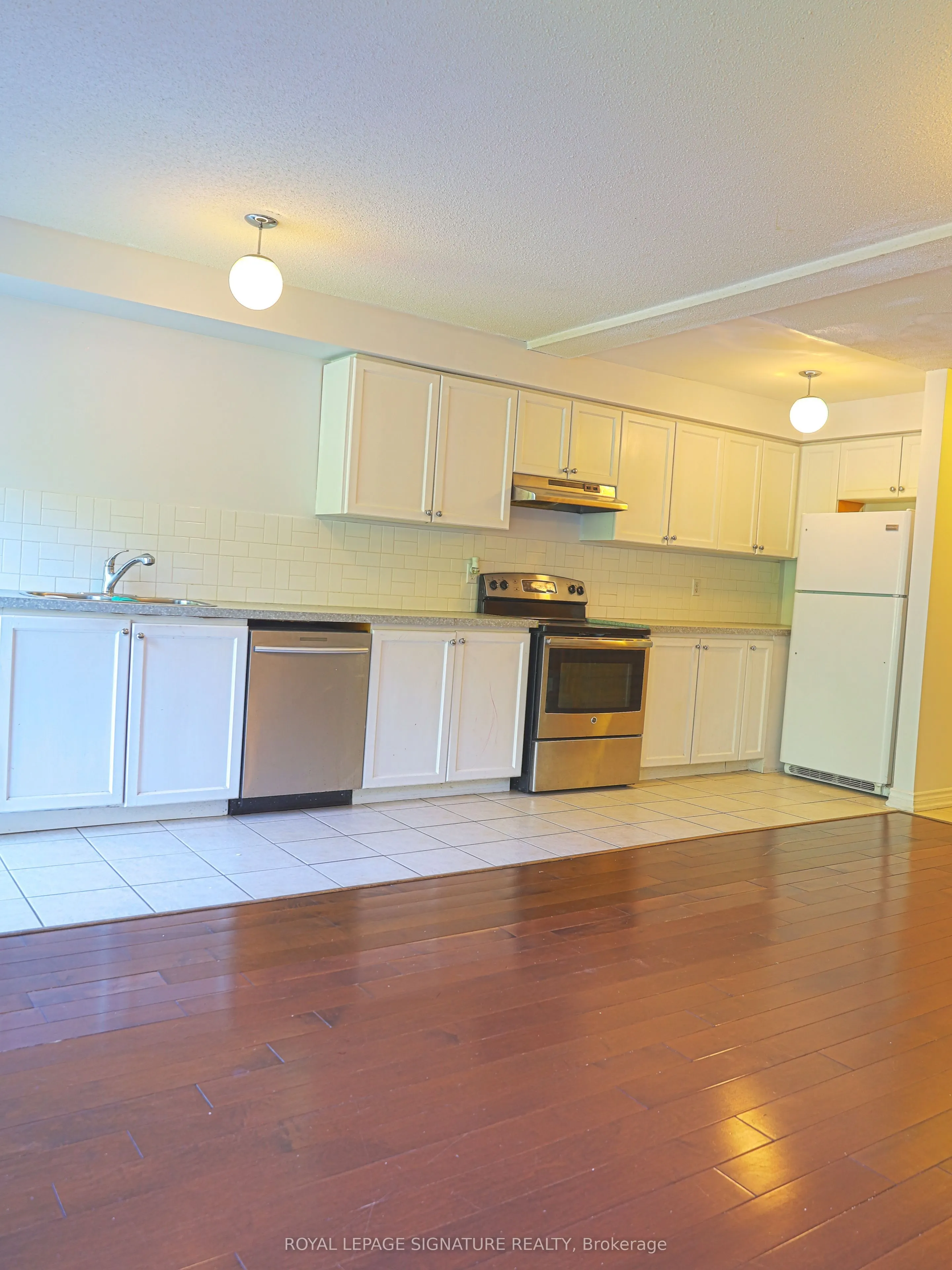 48 Billingsley Crescent