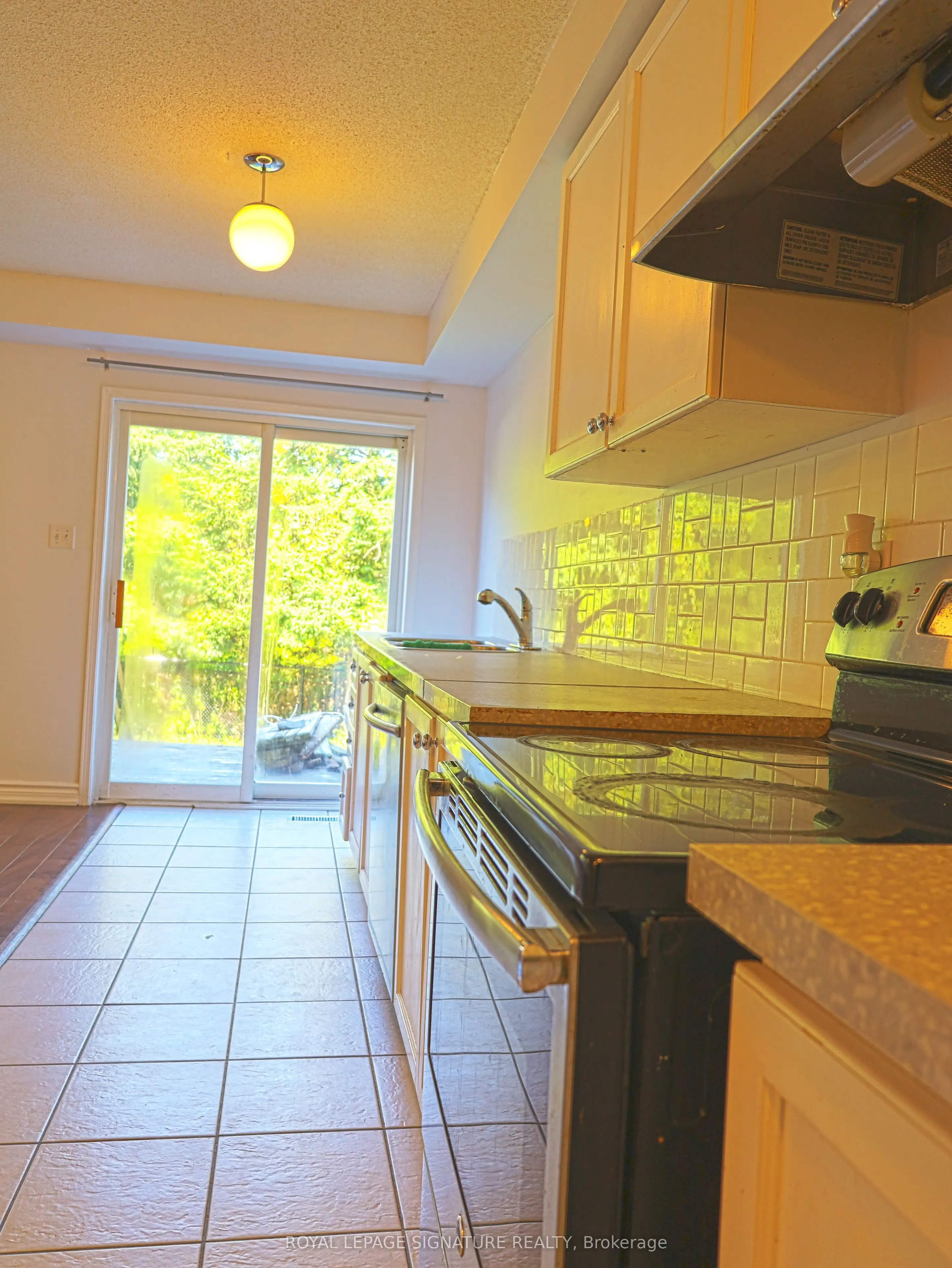 48 Billingsley Crescent