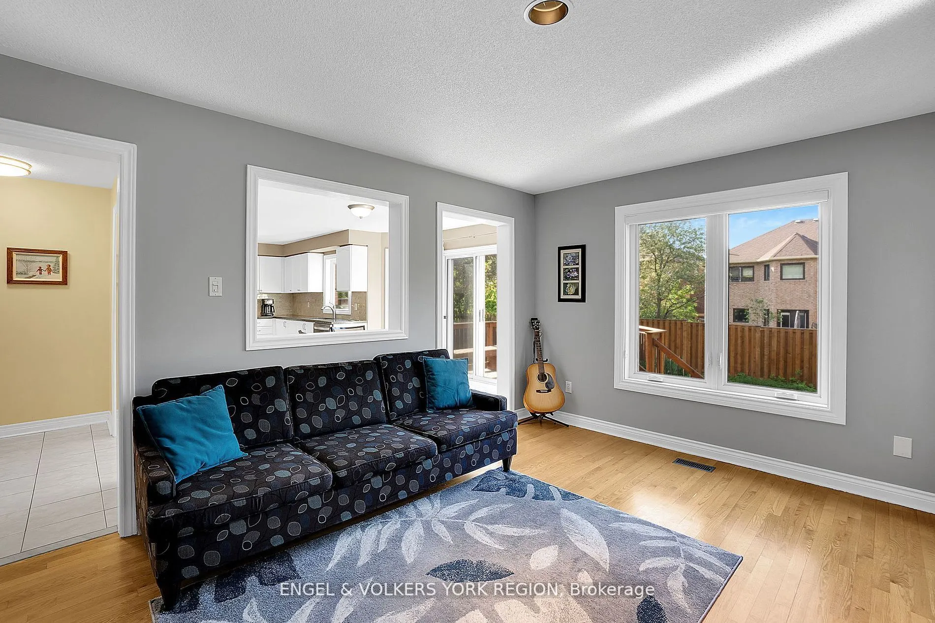 24 Timber Valley Avenue