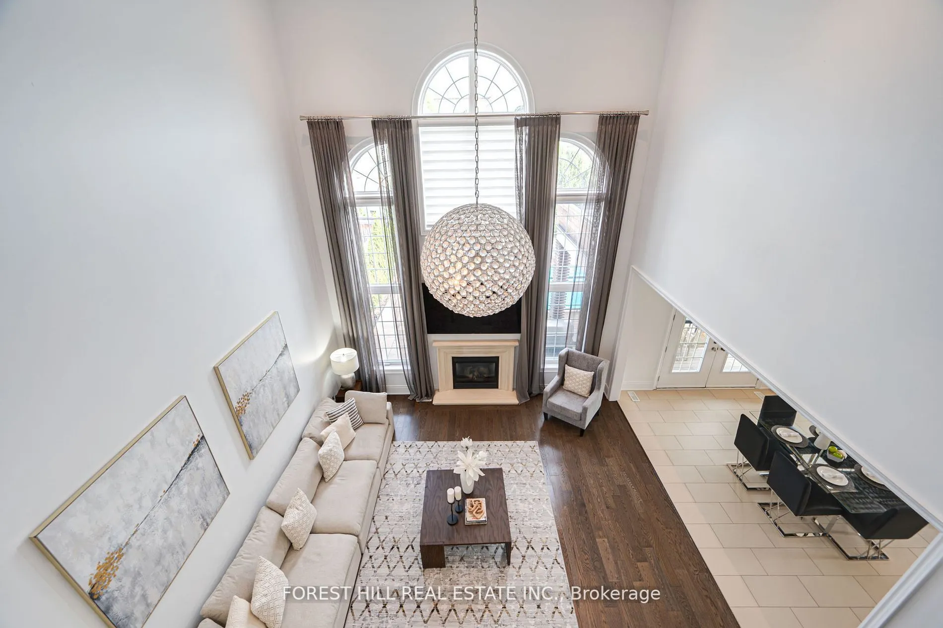 101 Glenheron Crescent