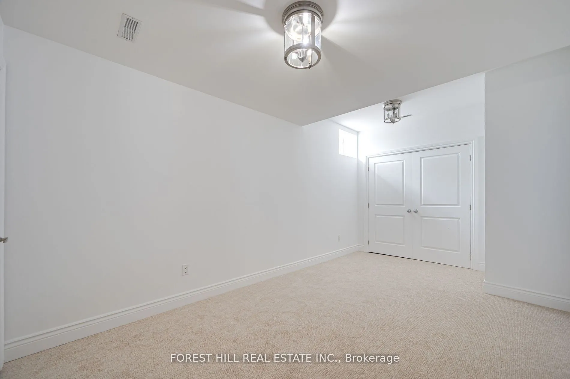 101 Glenheron Crescent