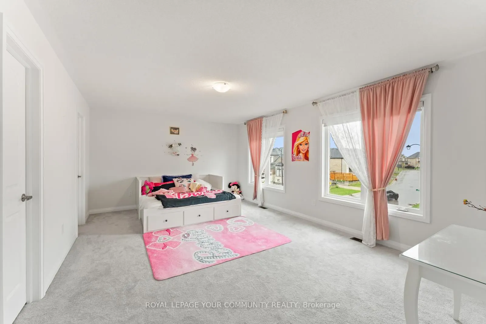 1583 Stovell Crescent