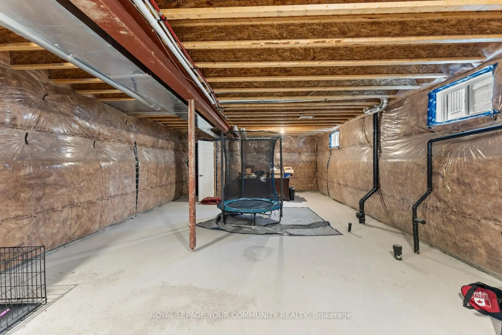1583 Stovell Crescent
