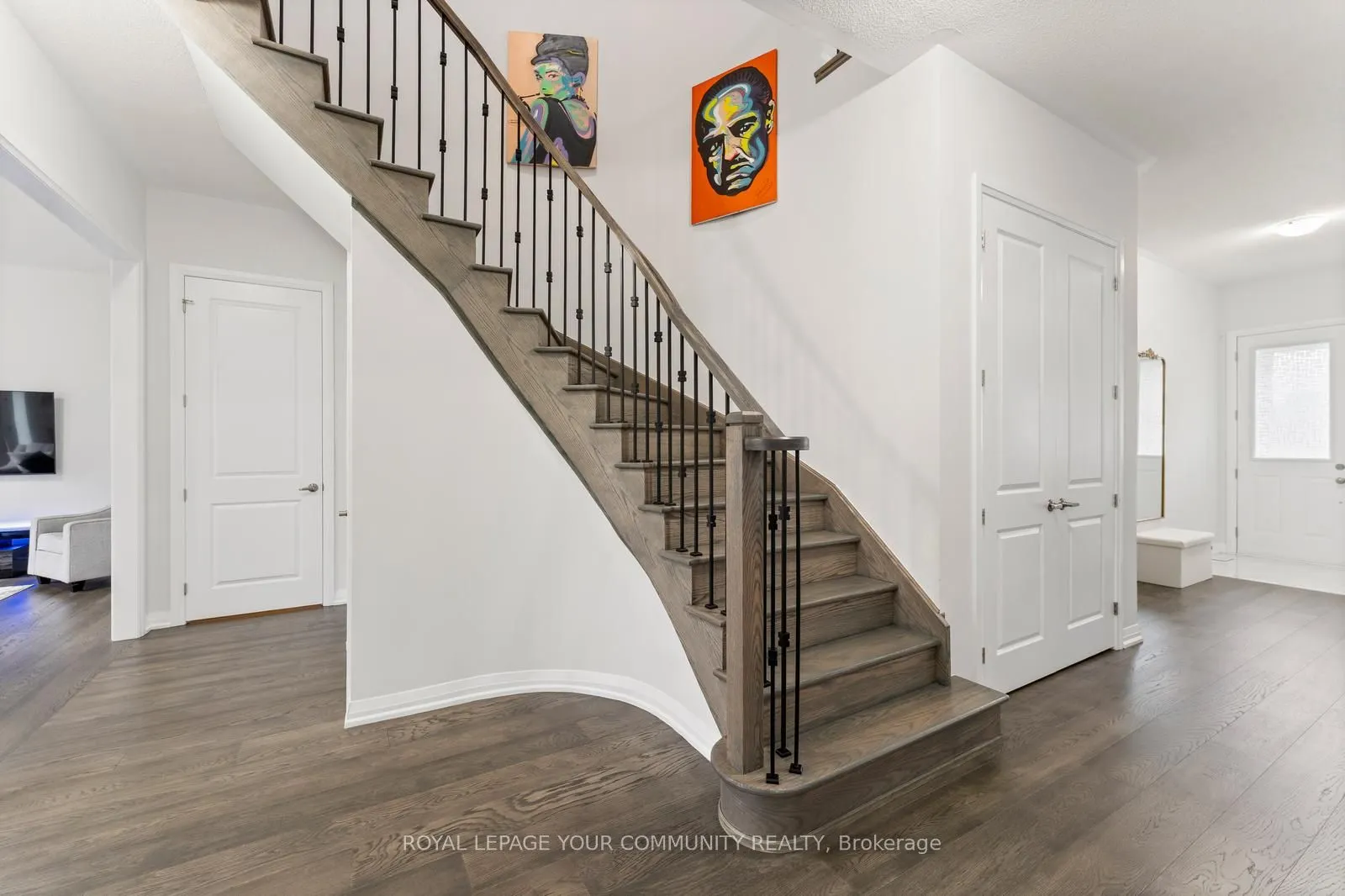 1583 Stovell Crescent
