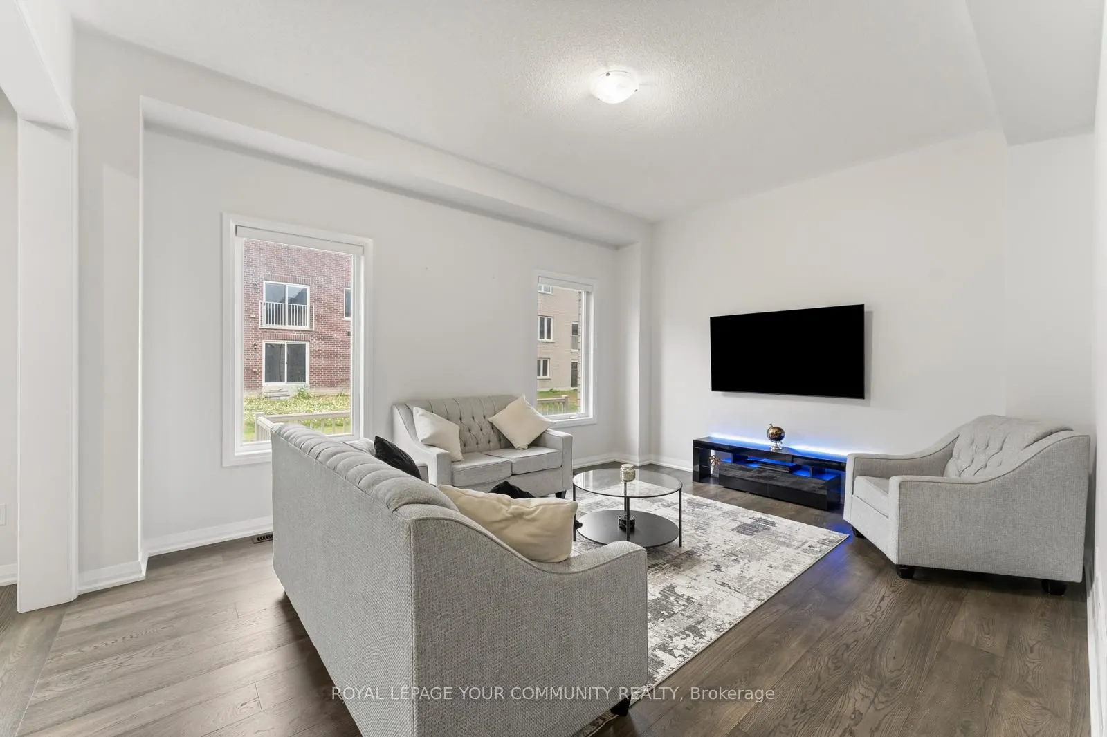 1583 Stovell Crescent
