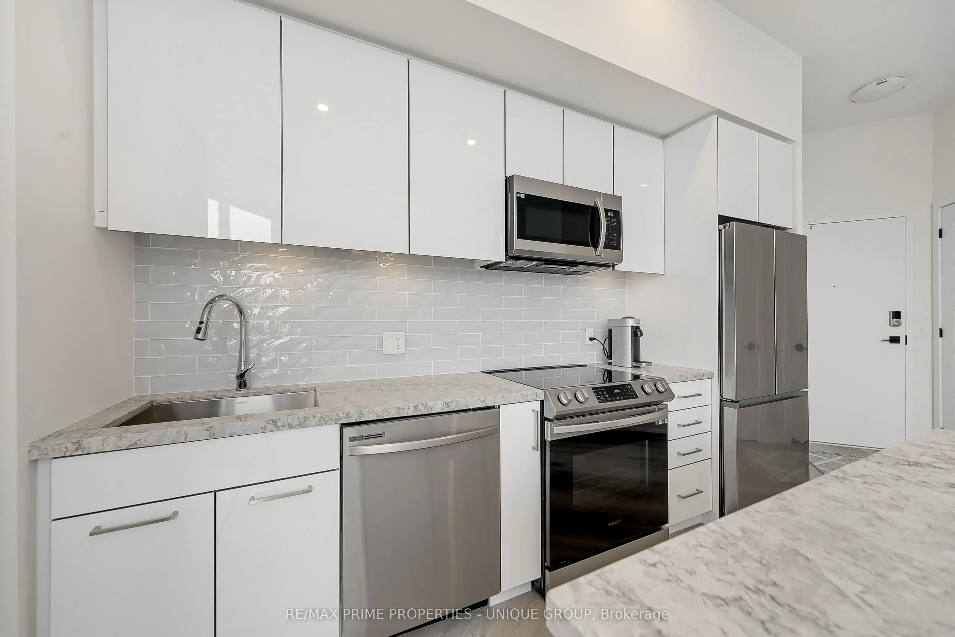 415 Sea Ray Avenue, #427