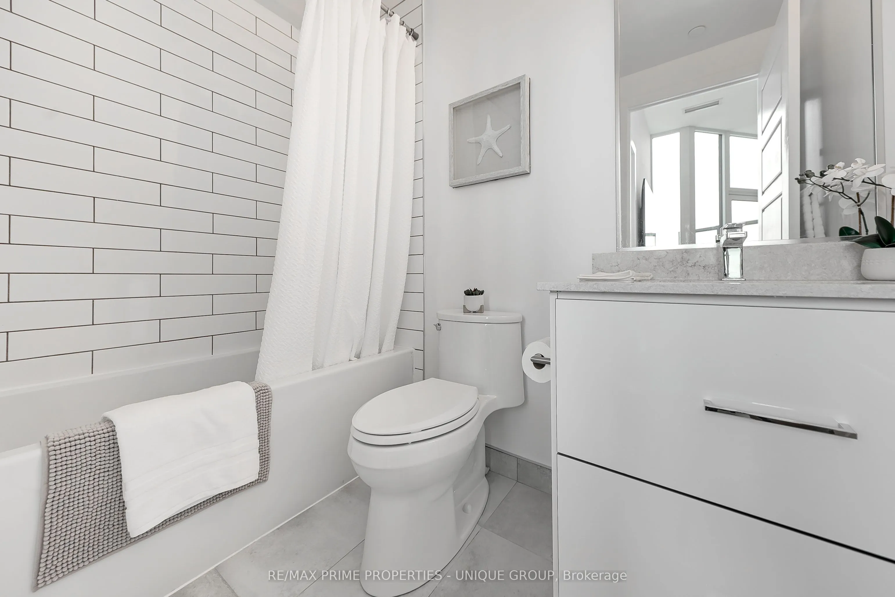 415 Sea Ray Avenue, #427