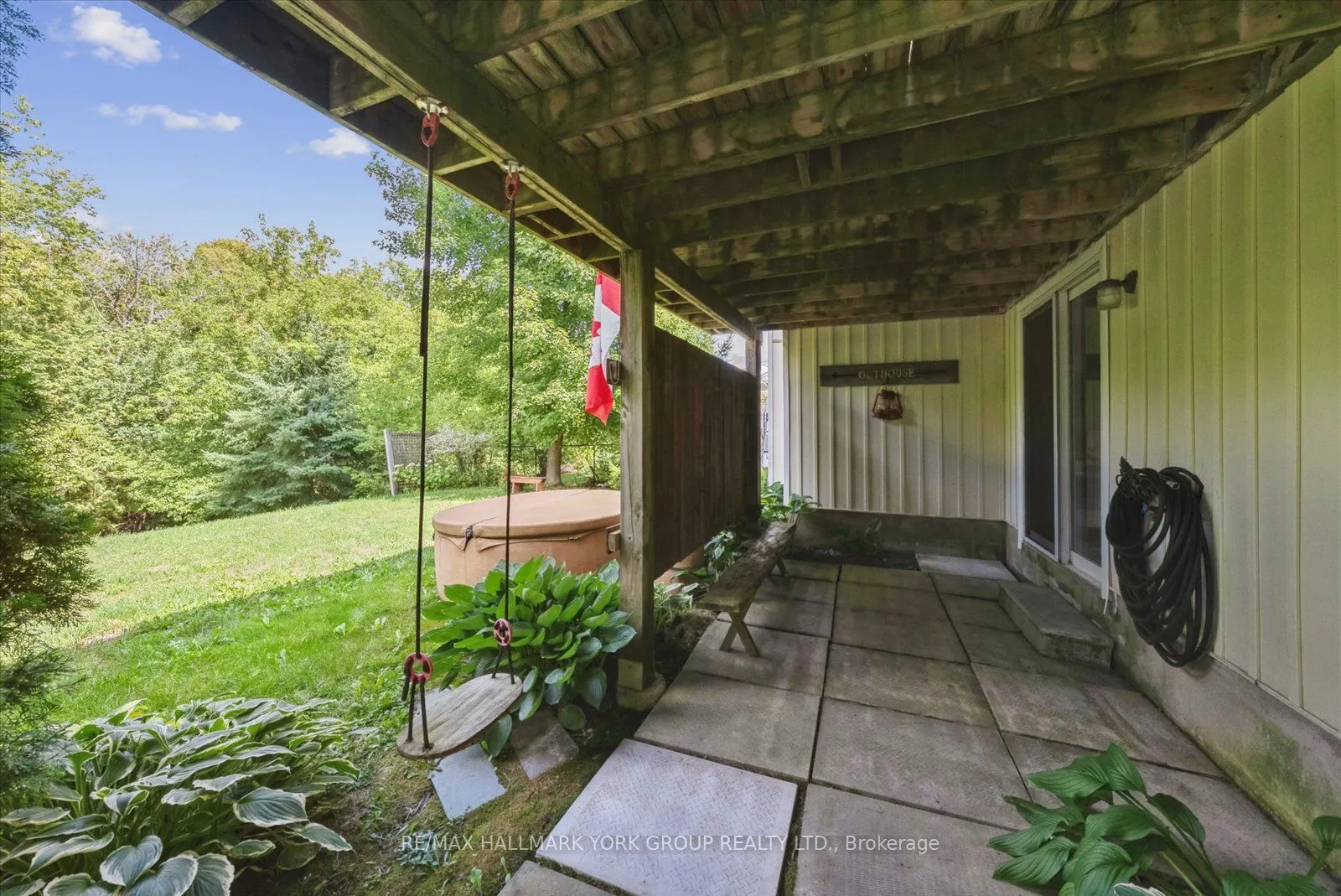 340 King Street E